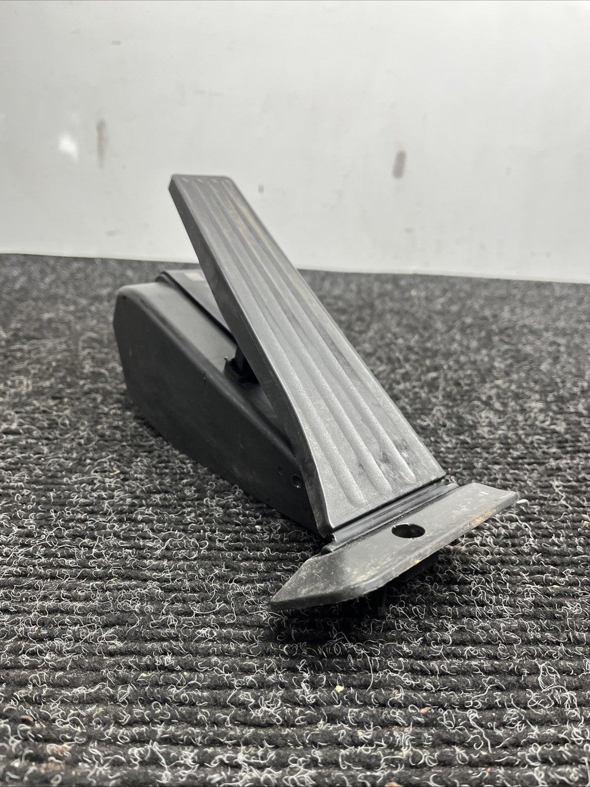 ☑️ Manual Transmission Accelerator Pedal Module BMW OEM E88 E82 135i 128i 08-13