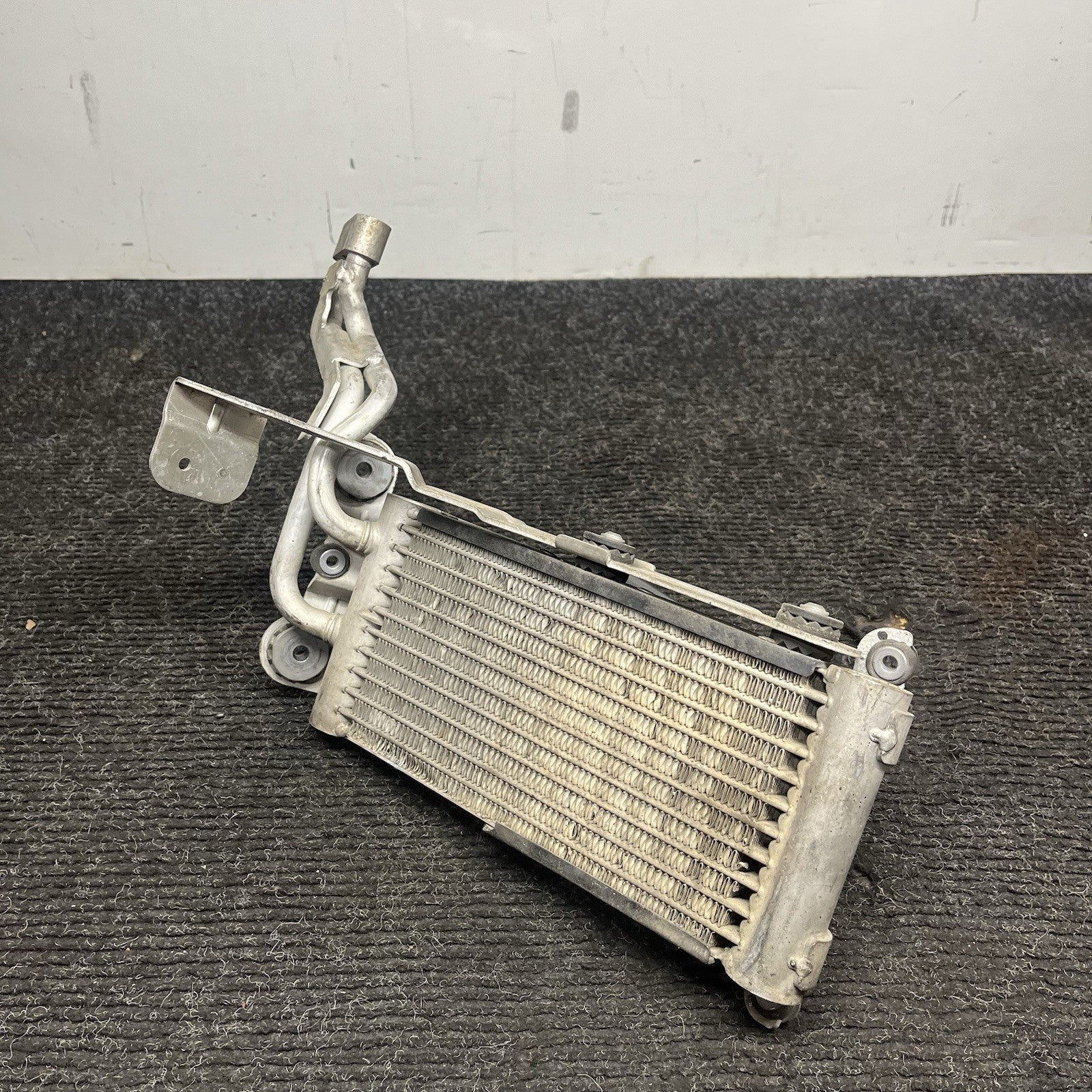 ☑️08-13 OEM BMW E88 E82 135 Convertible Coupe Engine N54 N55 Oil Cooler Radiator