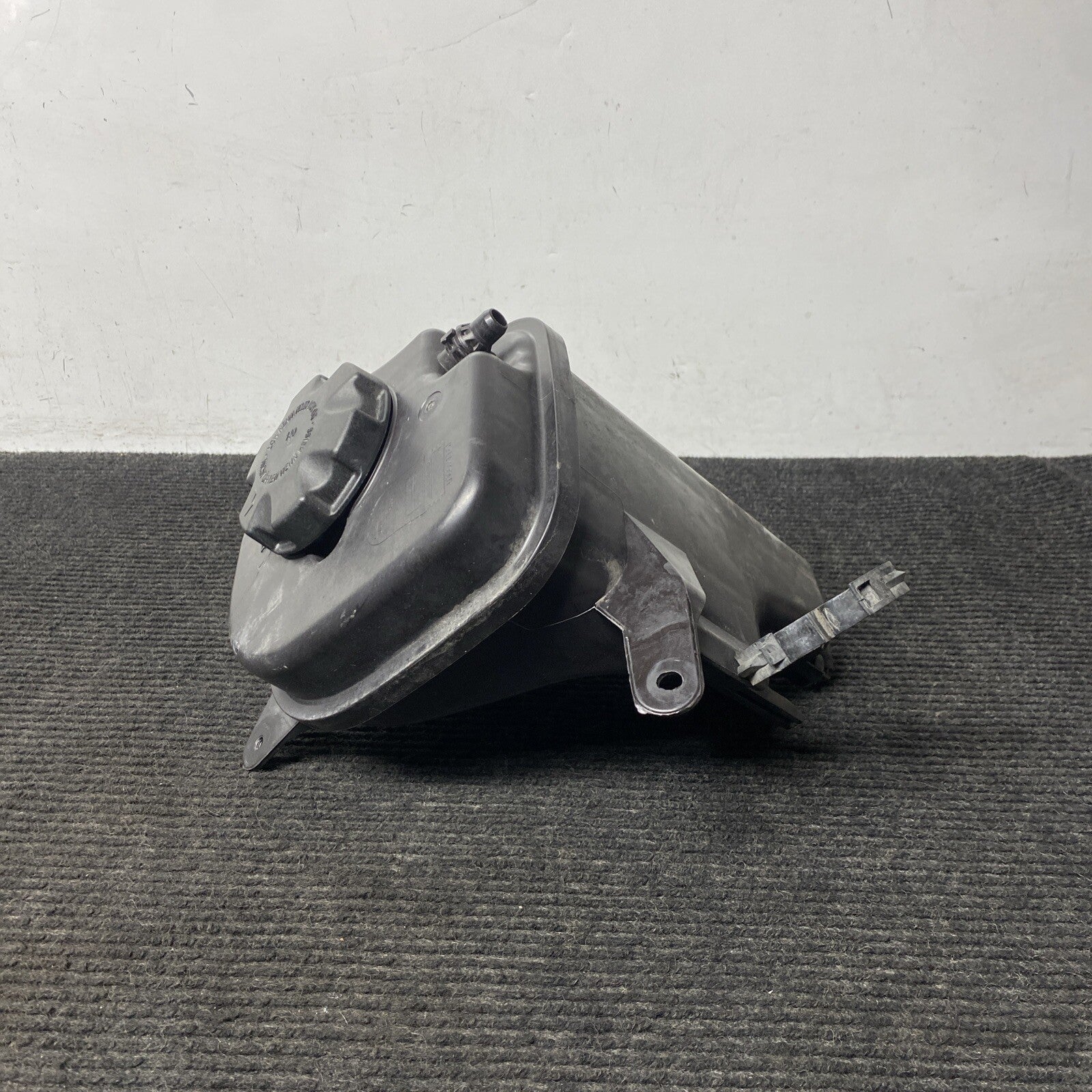 ☑️ 07-18 BMW X5 ENGINE COOLANT EXPANSION RADIATOR OVERFLOW BOTTLE 7552546 OEM