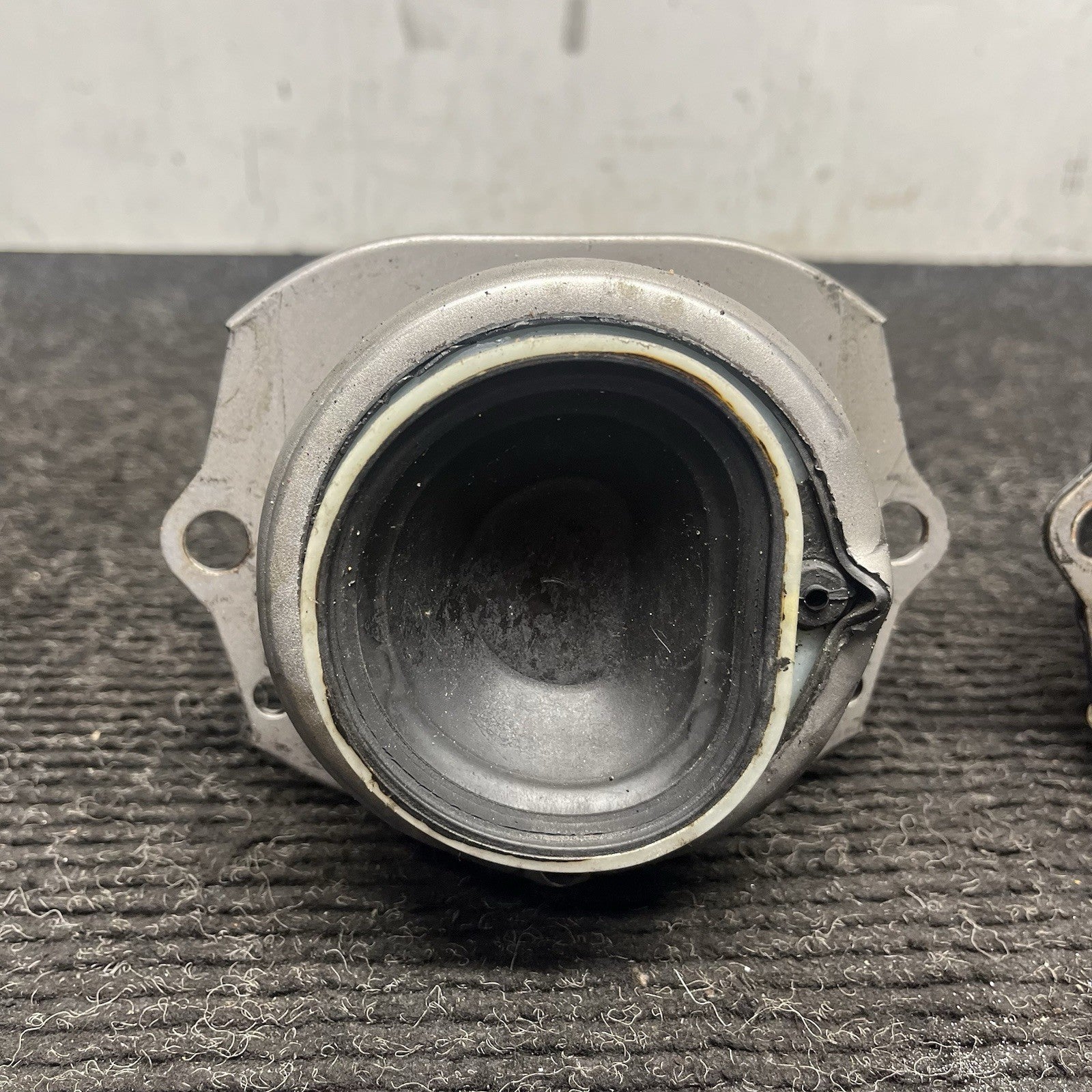 ☑️10-19 BMW E70 E71 X5 X6 XDRIVE35I Front Engine Motor Mount Bracket 6780260 OEM