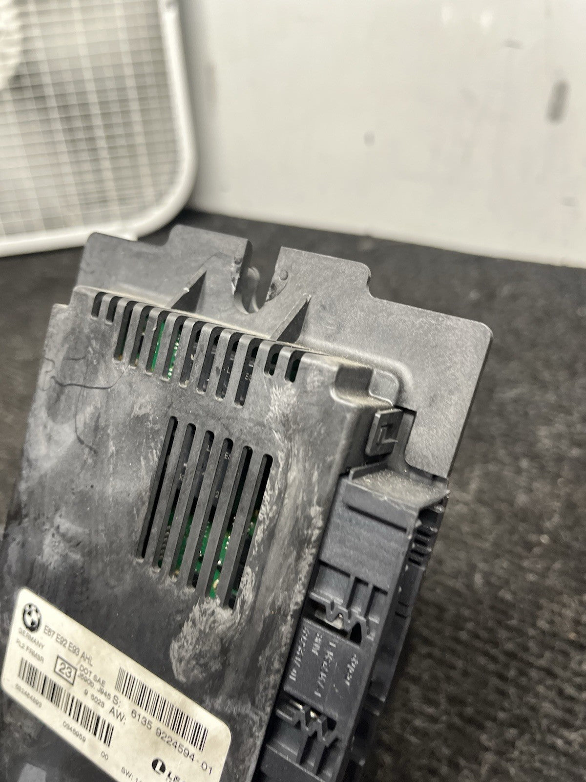 ☑️ 07-13 BMW E87 E92 E93 FOOTWELL LIGHT CONTROL MODULE FRM3R PL2 #6135 9286883