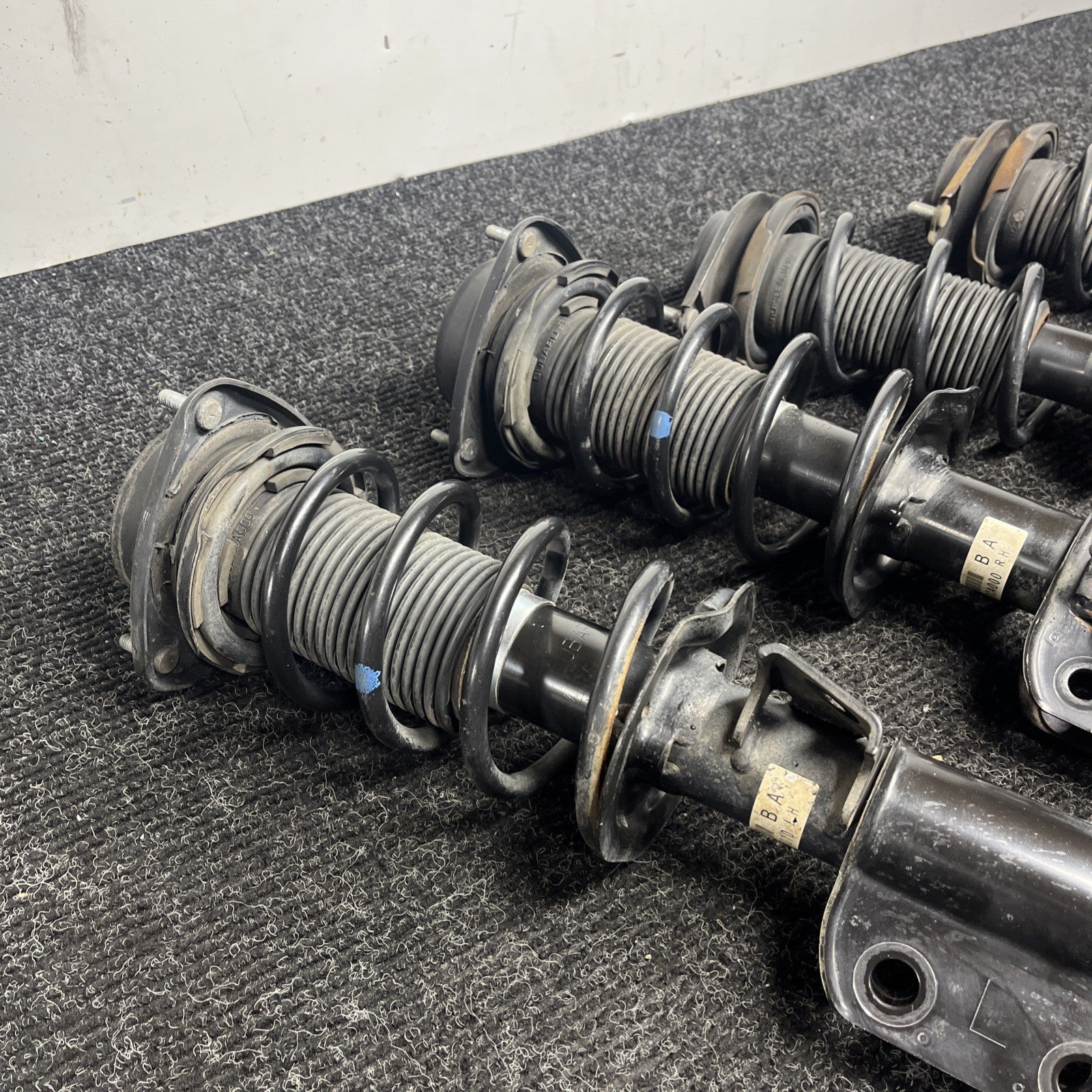 ☑️ OEM Springs & Struts Suspension Subaru BRZ Toyota 86 Scion FRS