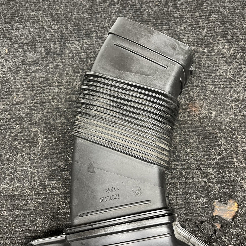 ☑️ 11-13 OEM BMW E82 E88 135i Front Inlet Intake Tube Pipe Air Duct N55