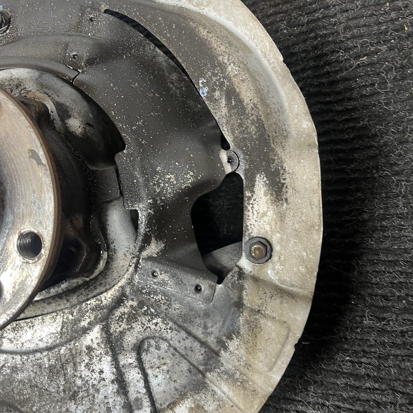 ☑️ 07-19 BMW F15 X5 X6 AWD Front Right Side Spindle Knuckle Hub 6773784 OEM