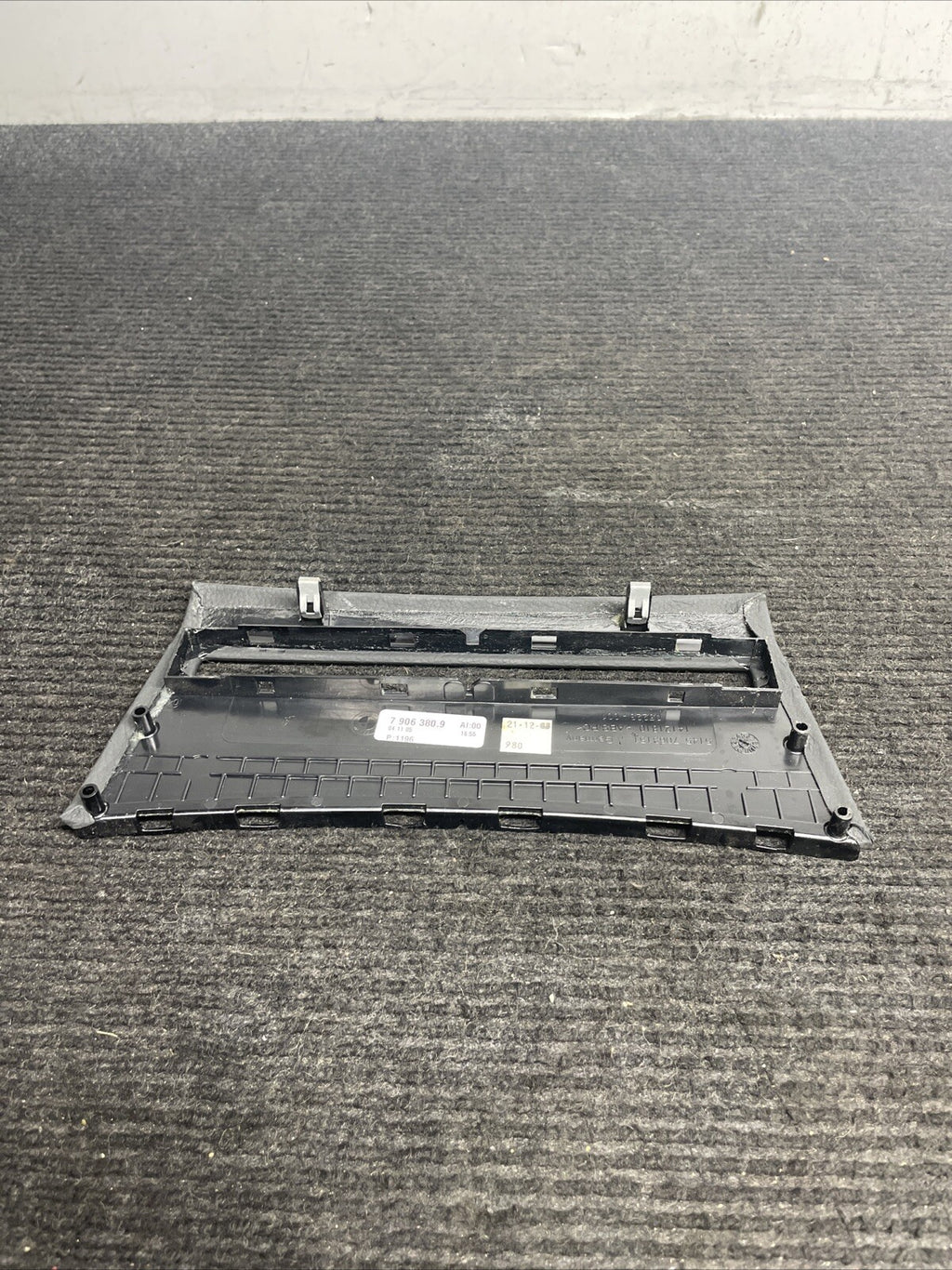 ☑️ 2006-2010 BMW M5 E60 CENTER CONSOLE UNDER PANEL TRIM OEM - 7906380