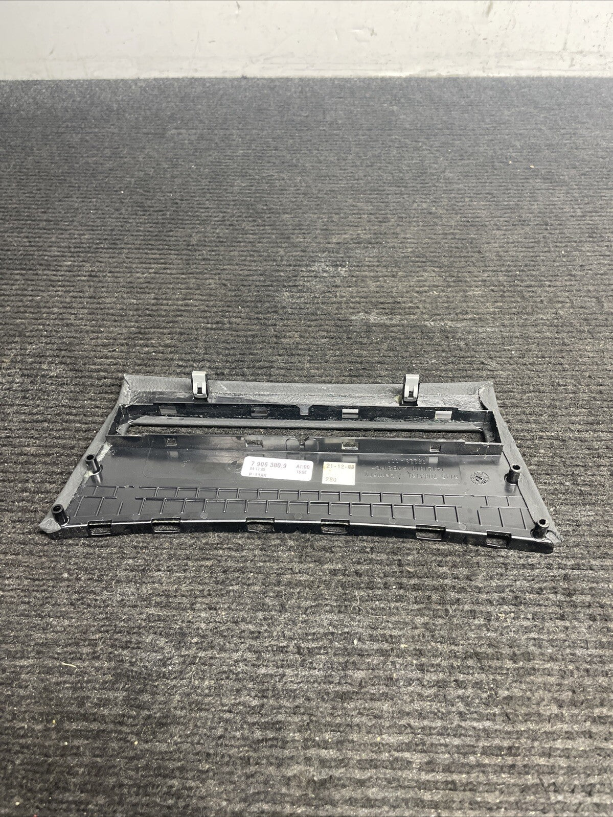 ☑️ 2006-2010 BMW M5 E60 CENTER CONSOLE UNDER PANEL TRIM OEM - 7906380