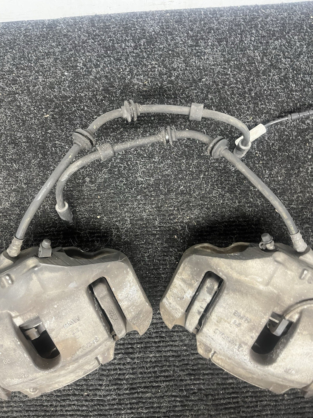 ☑️ 06-11 E90 E91 E92 E93 E84 335 Z4 BMW 335i Front Brake Caliper Set OEM