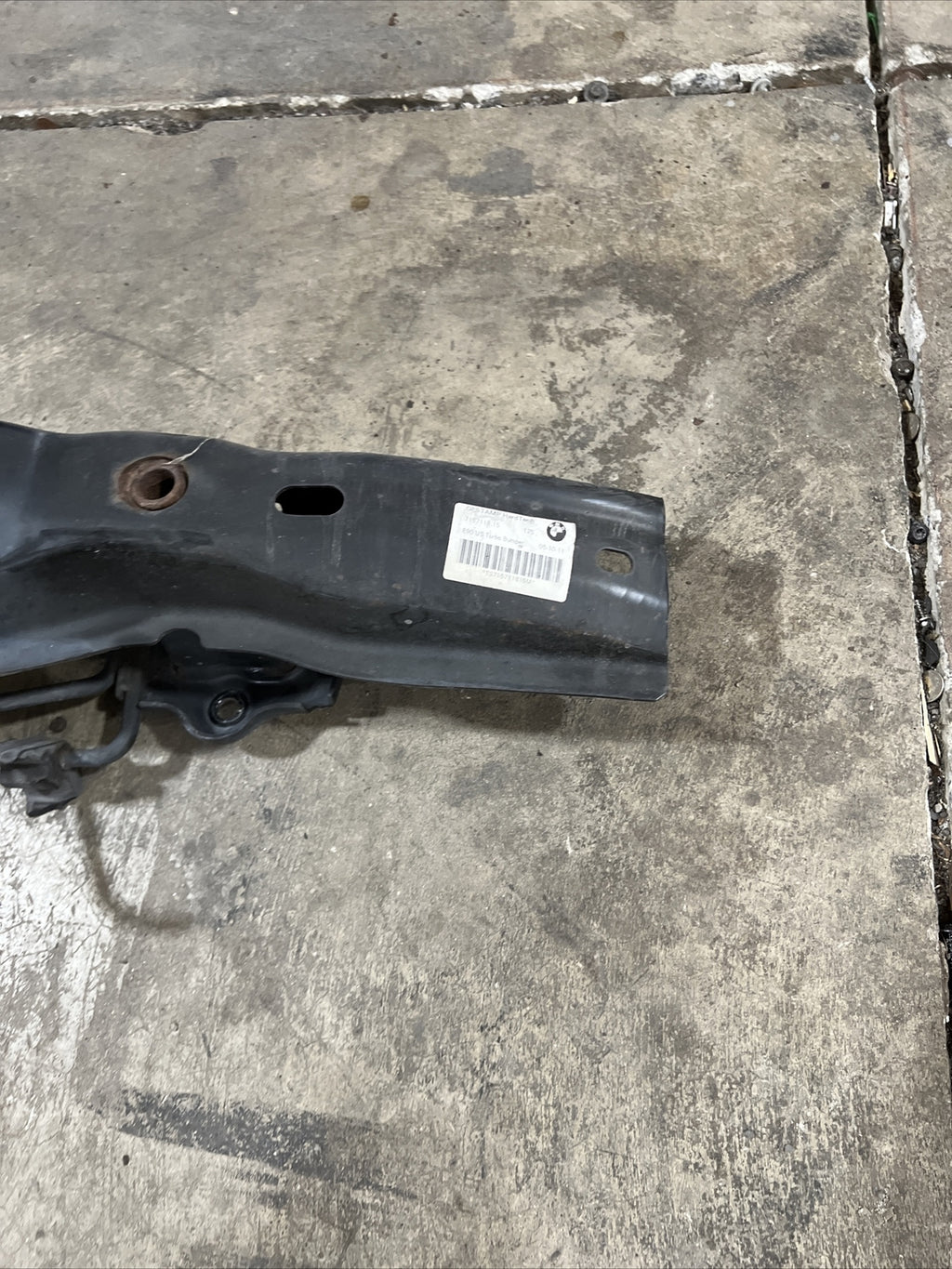 2007 BMW 335i 335xi E90 Rear Bumper Reinforcement Carrier OEM 51127157118