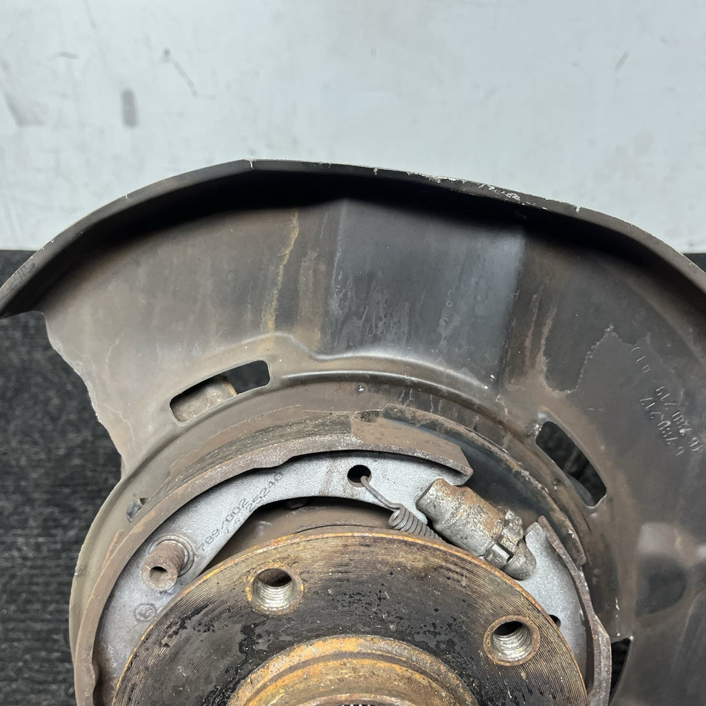 ☑️ 07-13 BMW E82 E88 E90 E92 E93 Rear Driver Hub Spindle Bearing Knuckle OEM