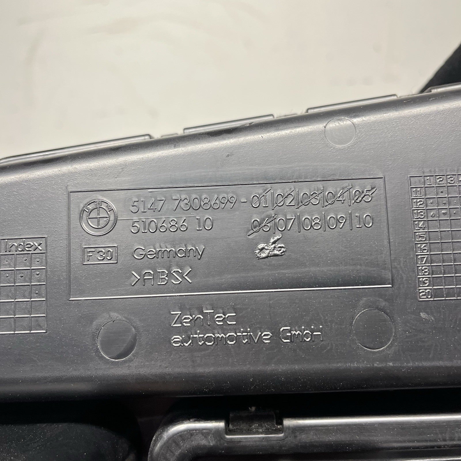 ☑️ 12-18 BMW F30 328i 330i 340i Rear Emergency Trunk Tool Compartment 7239175