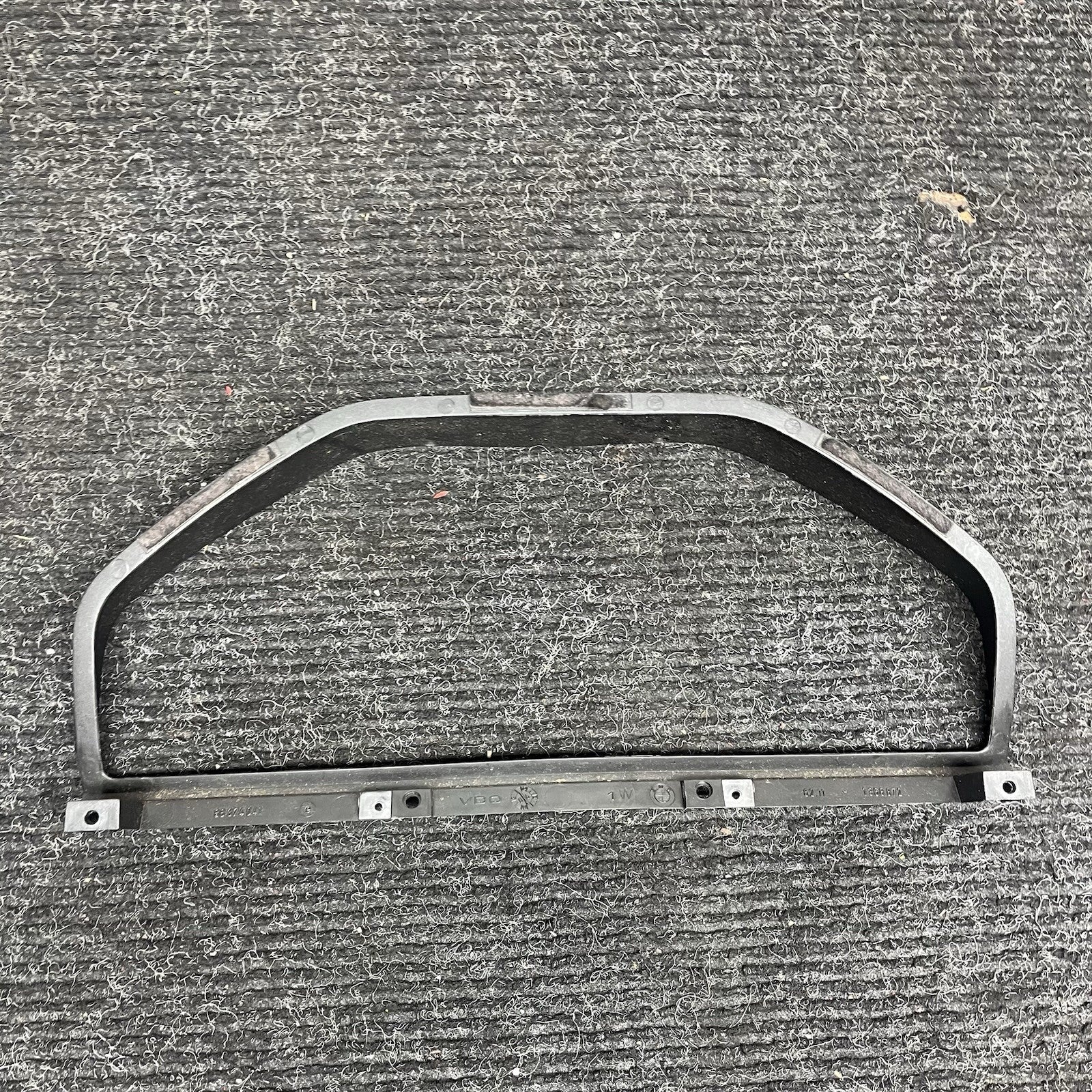 ☑️ 1984-93 BMW 318i OEM Instrument Gauge Cluster Trim Insert Cover Black 1368872