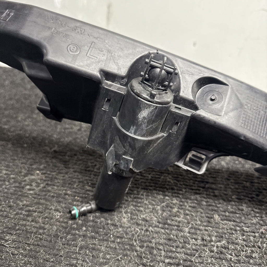 ☑️ 09-11 BMW E90 E91 LCI Front Left Driver Headlight Arm Bracket Mount Plastic