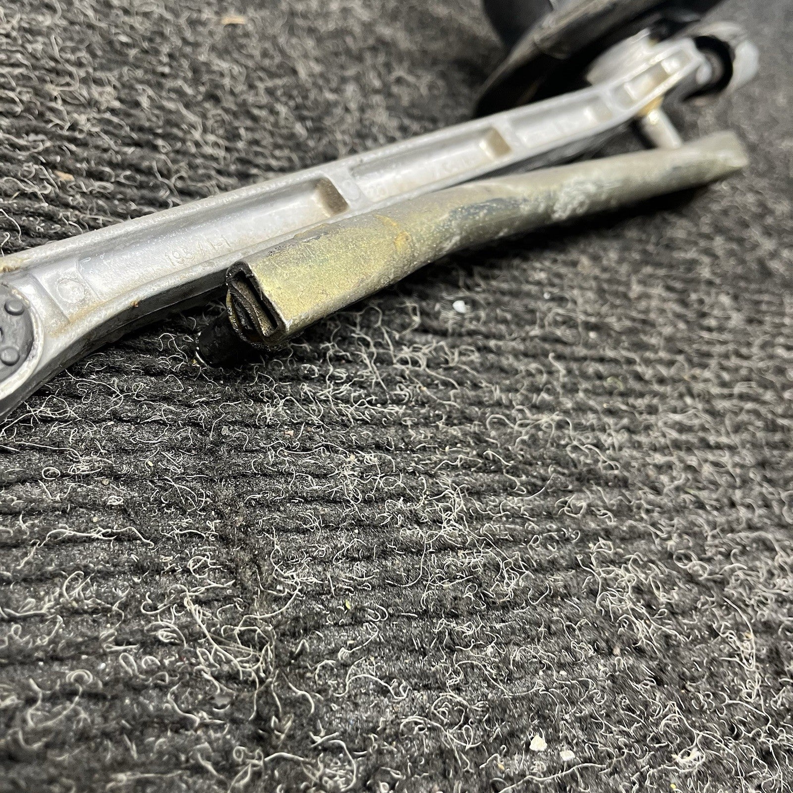 ☑️ 01-06 BMW E46 330 OEM 5 Speed Shifter Linkage ZF
