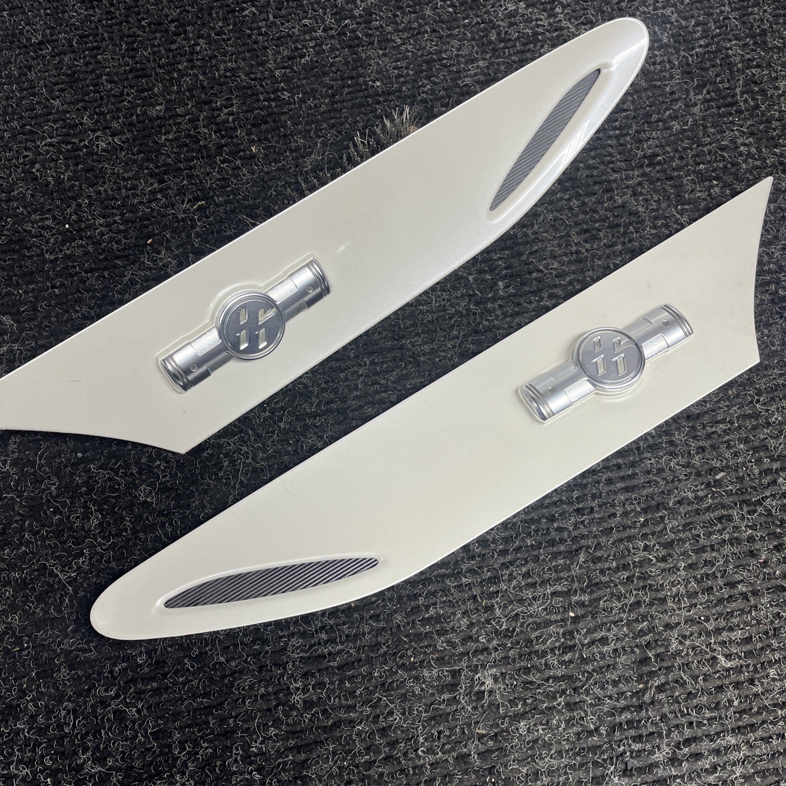 ☑️ 2013-2016 Scion FRS Subaru BRZ 86 OEM Fender Garnish Trim Set Gray Grey