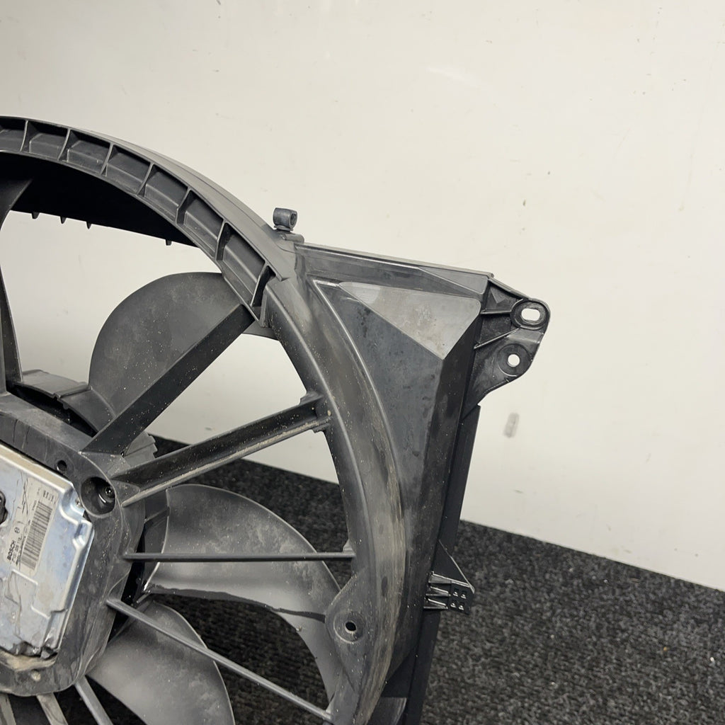 ☑️ 07-13 OEM BMW E88 E90 E92 N54 N55 Engine Radiator Cooling Auxiliary Fan 600W