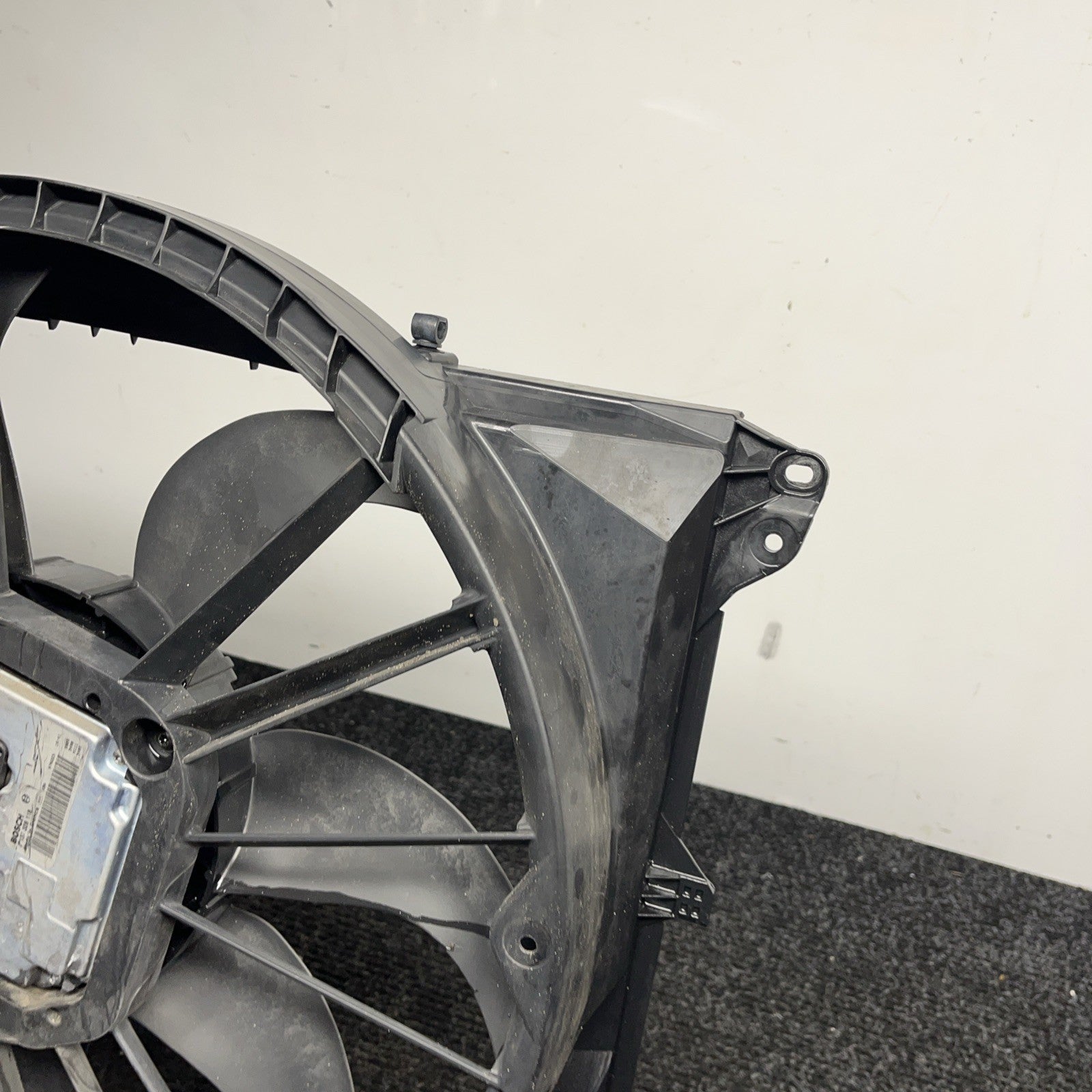 ☑️ 07-13 OEM BMW E88 E90 E92 N54 N55 Engine Radiator Cooling Auxiliary Fan 600W
