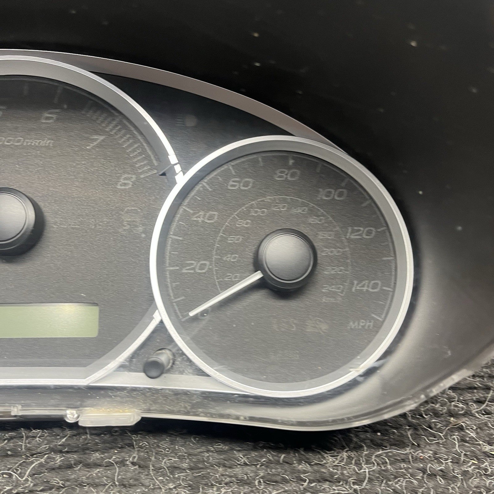 ☑️ 2008 Subaru Impreza Speedometer Instrument Cluster OEM 0401341136739 167k