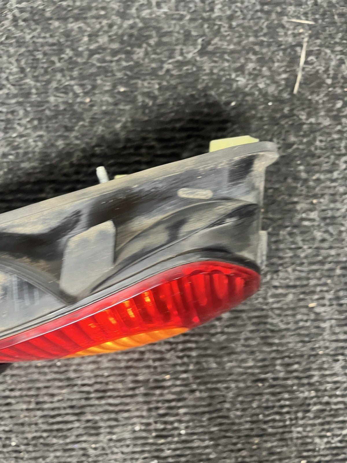 ☑️ 03-05 BMW E85 Z4 Roadster Rear Right RH Passenger Side Tail Light Lamp OEM