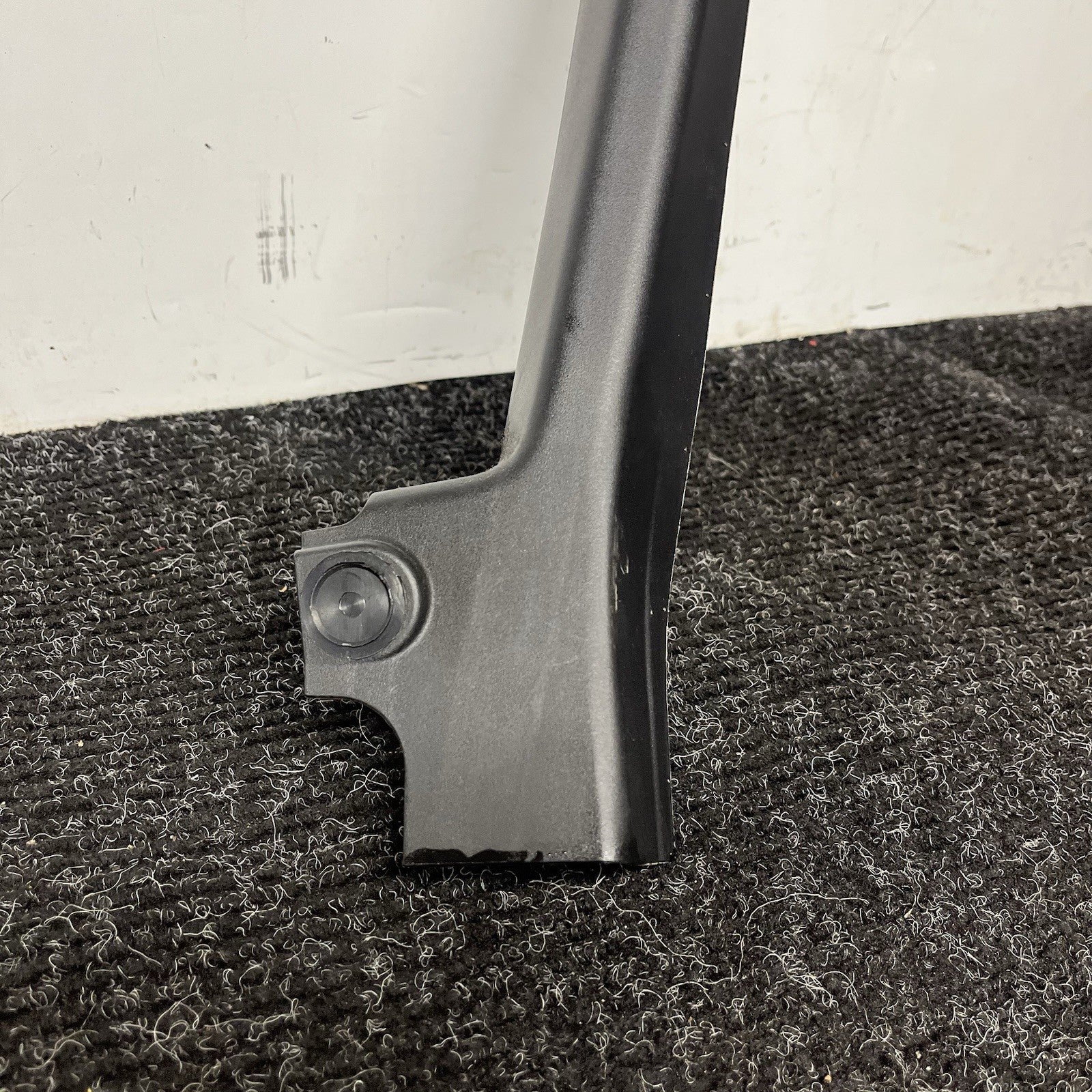 ☑️ 2012-2015 BMW 320i F30 Front Passenger Door Window Frame Trim 7259384 OEM