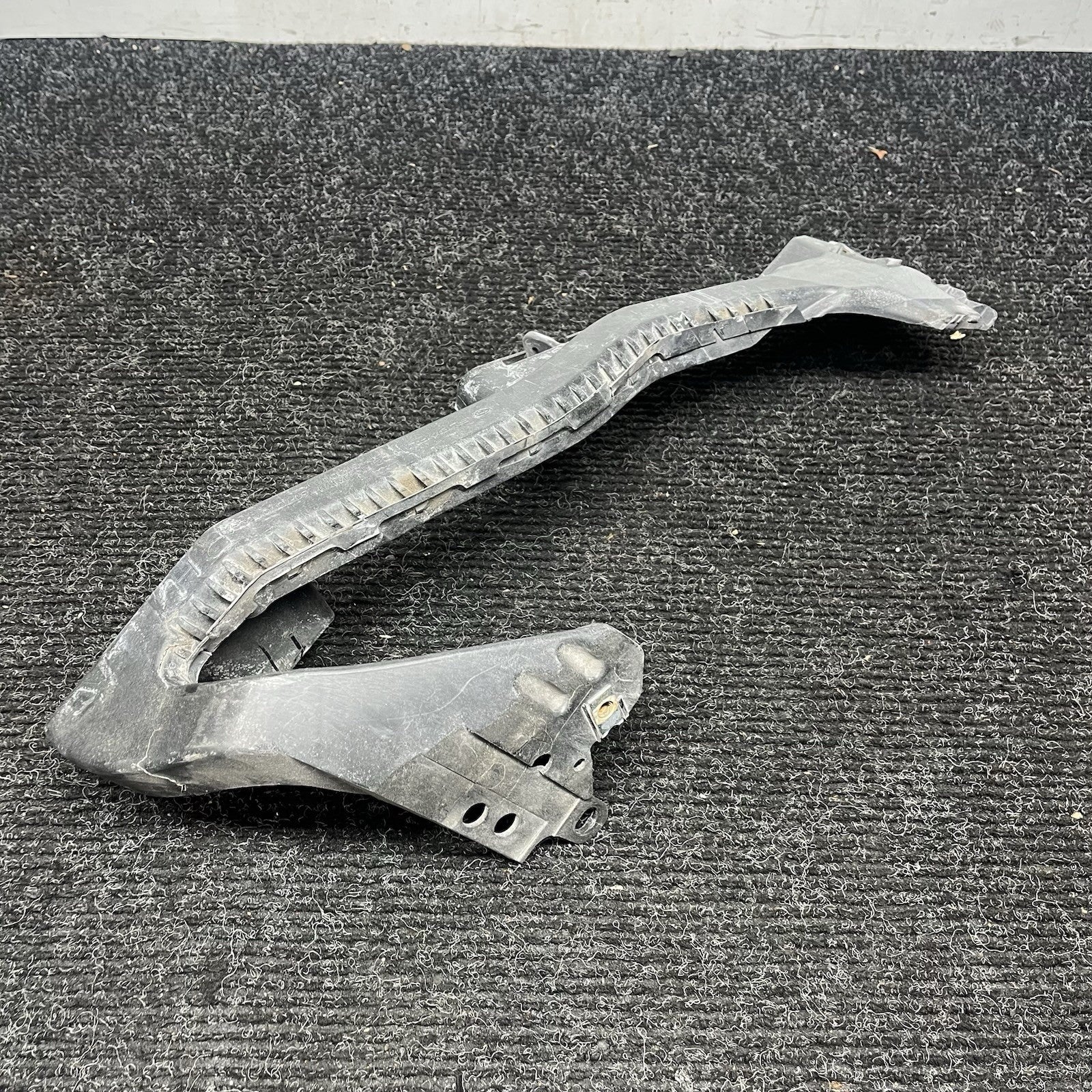 ☑️ 2013 Subaru FRS Passenger FR Headlight Bracket Assembly Trim OEM
