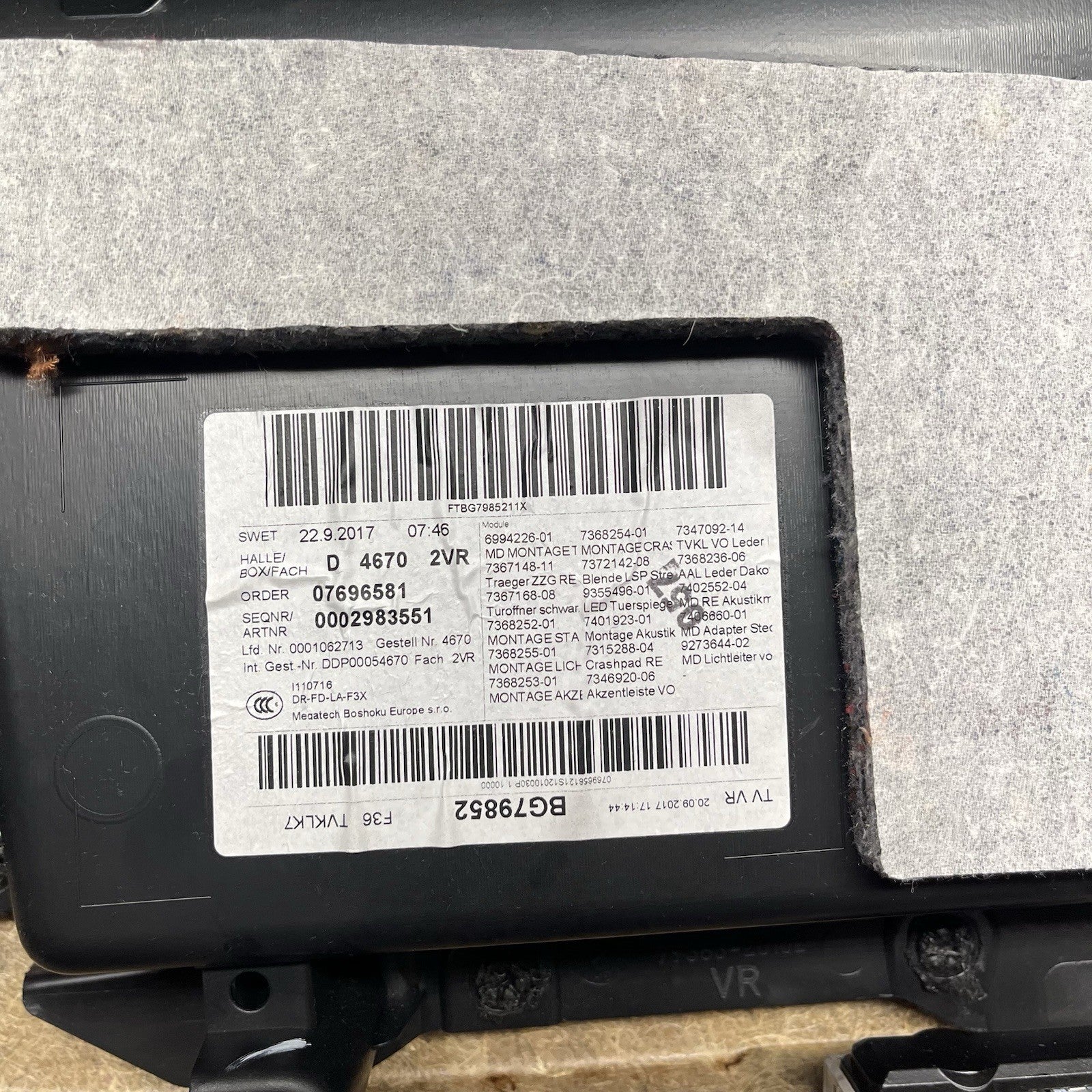 ☑️ 15-20 OEM BMW F36 428 430 Front Passenger Side Door Card Panel Sensatec Black