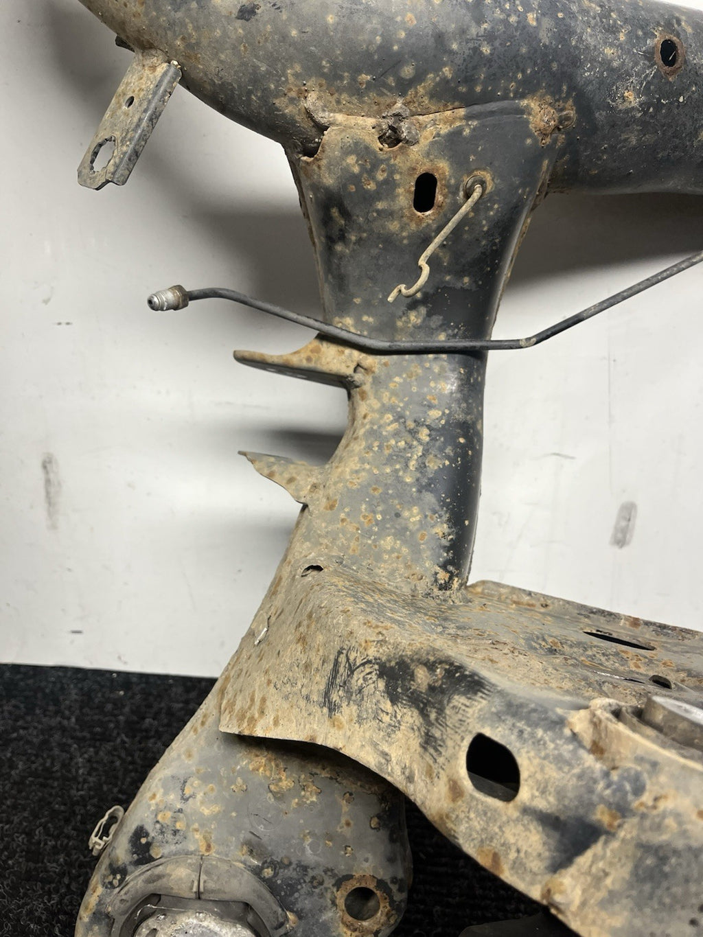 ☑️ 03-13 BMW E90 E92 E93 335I Rear Axle Subframe Crossmember Cradle Carrier OEM