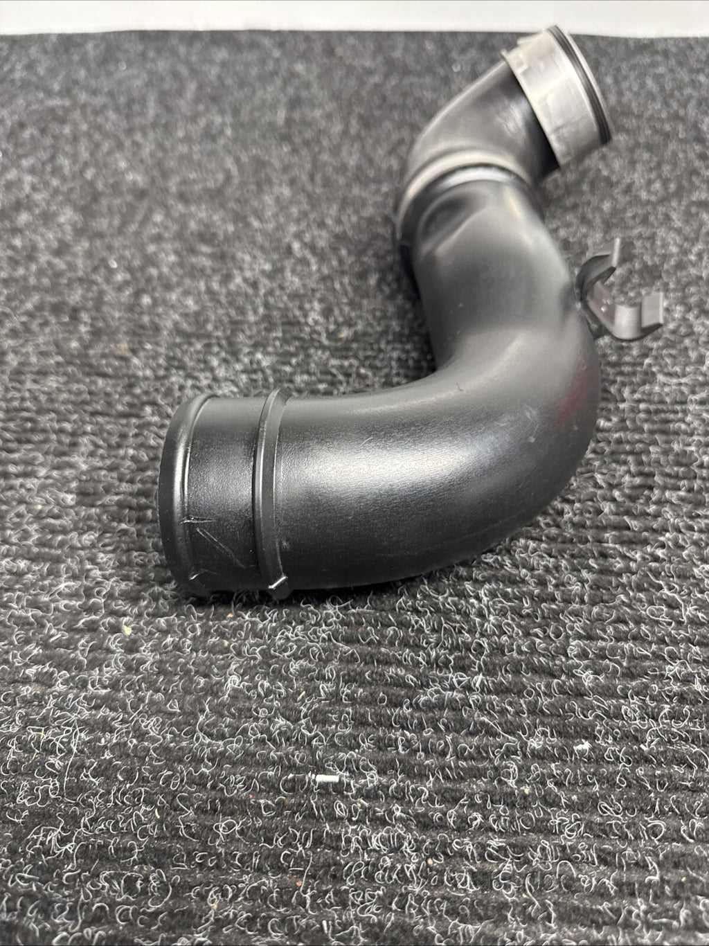 ☑️ 07-13 Bmw E90 135 335 Left Side Intercooler Charge Pipe Intake Pipe Tube Oem