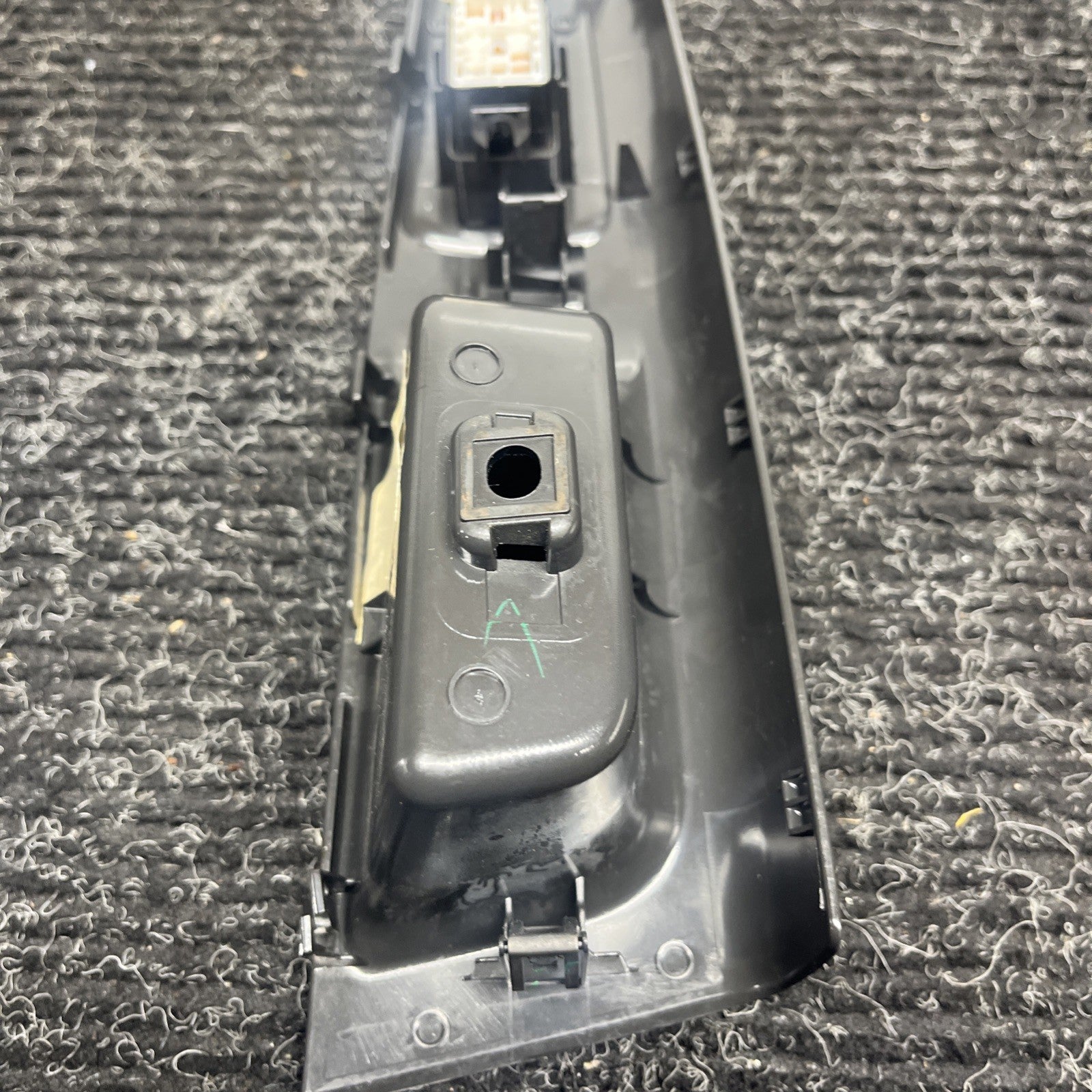 ☑️ 2011-2014 SUBARU WRX STI REAR RH Passenger WINDOW SWITCH TRIM. P/N 94266FG500