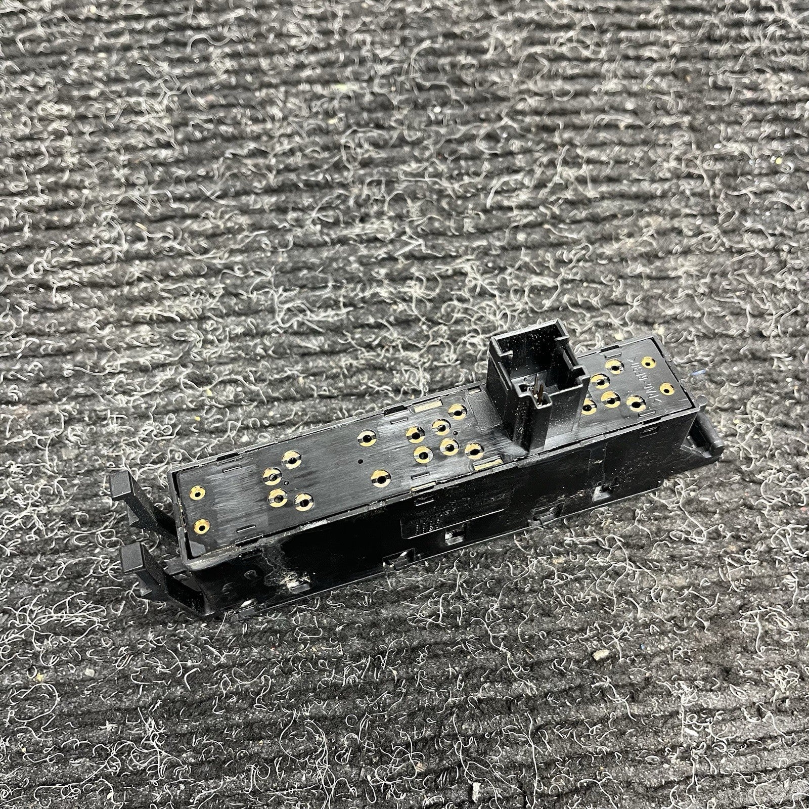 ☑️ 99-06 BMW E46 330ci 325ci M3 CONVERTIBLE LEFT DRIVER Power Window Switch OEM