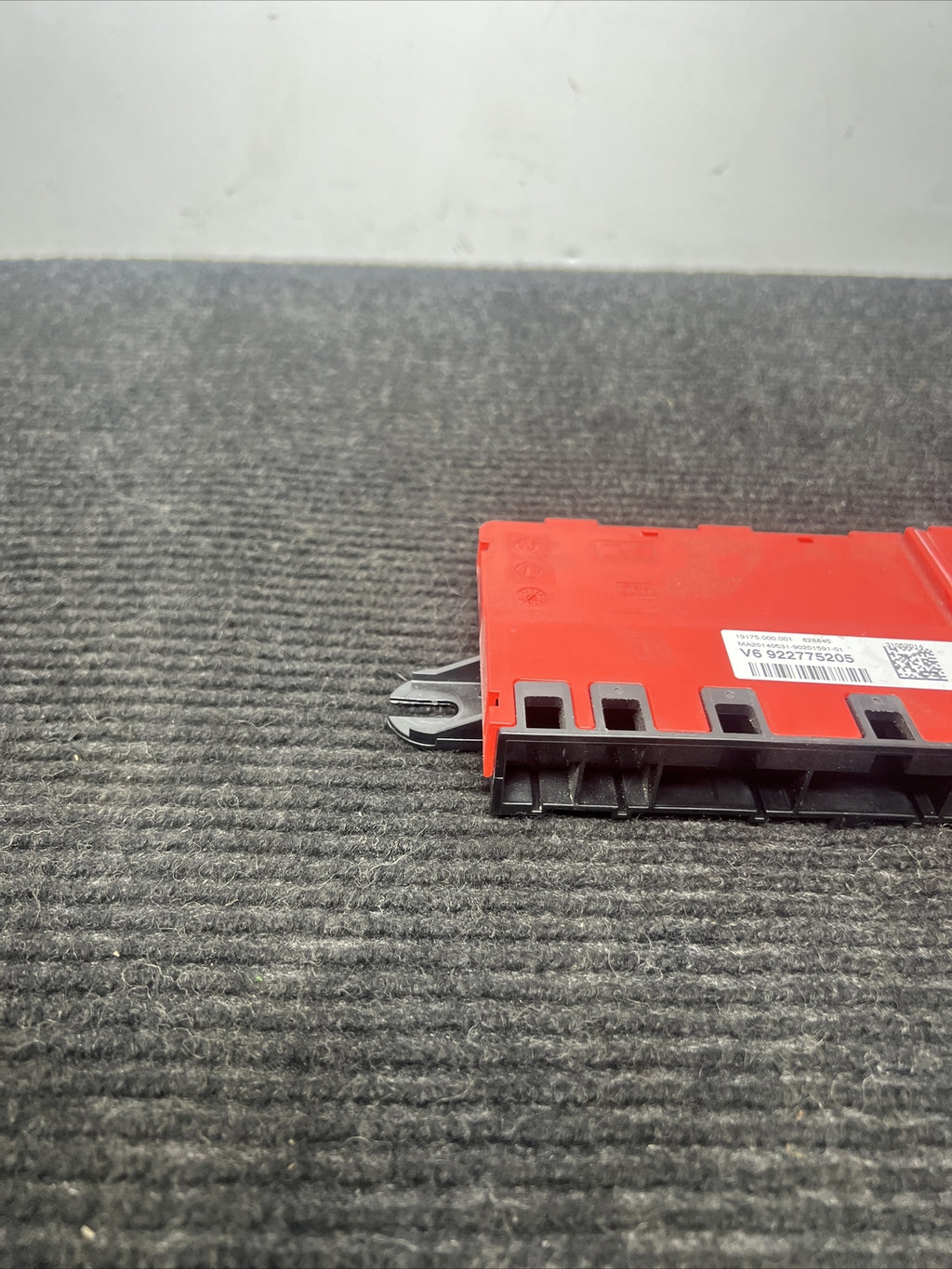 2012 - 2020 Bmw 3 Series 4 Series Positive Battery Power Fuse Box Oem
