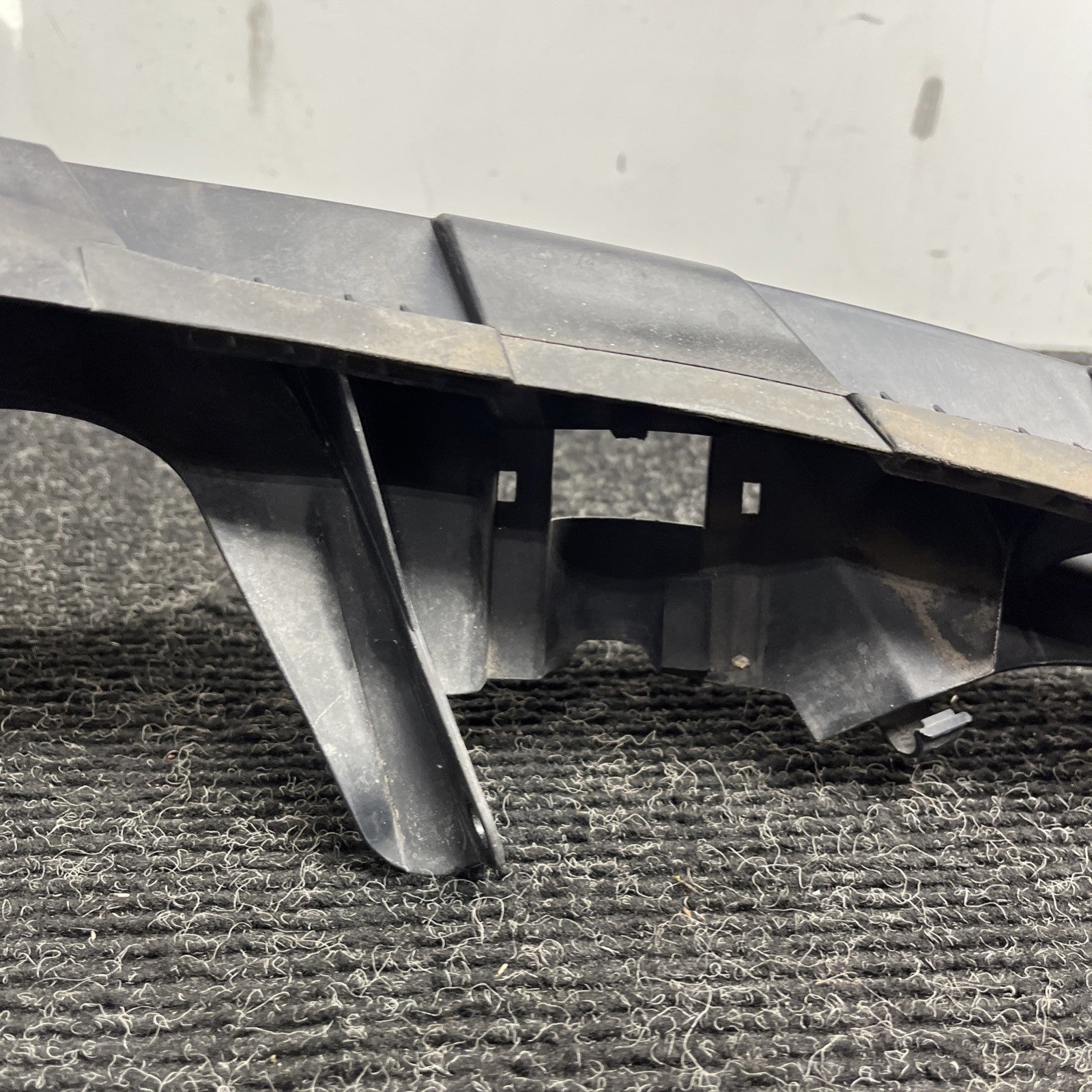 ☑️ 07-10 OEM BMW E92 E93 335 Right Passenger Headlight Bracket Carrier Mount