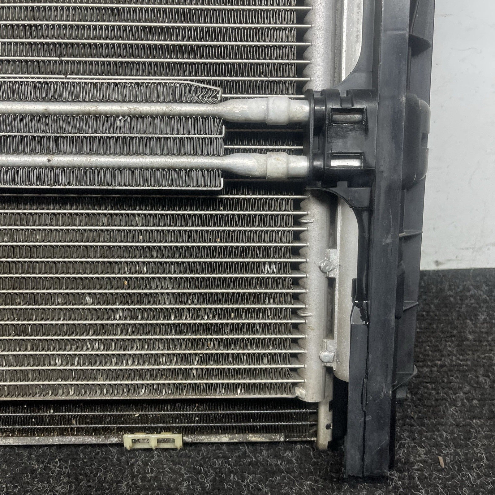 ☑️BMW E93 E92 E90 E82 328I N51 Engine Radiator Ac Condenser Assembly OEM