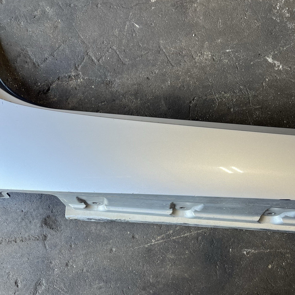 ☑️ 03-08 BMW E85 Z4 RIGHT SIDE SKIRT ROCKER PANEL MOLDING TITAN SILVER OEM