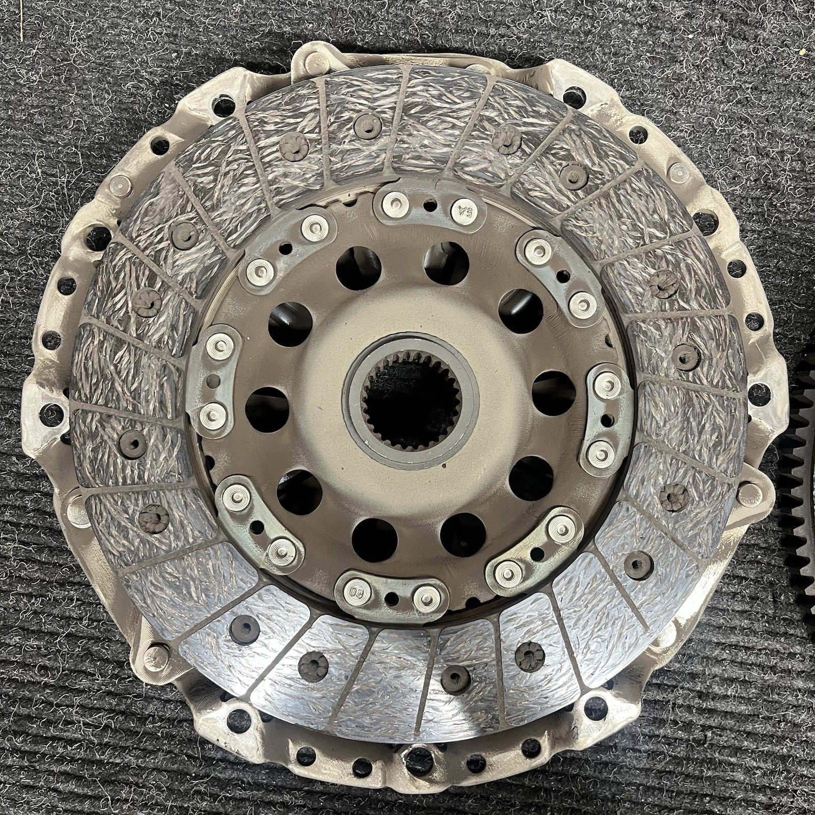 ☑️ 14-17 BMW F22 F23 M235i MANUAL TRANSMISSION CLUTCH FLYWHEEL N55 OEM