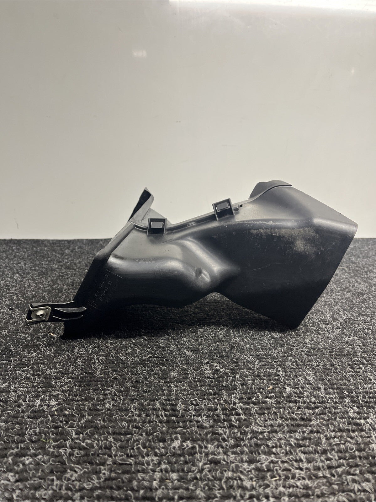 ☑️ 07-13 BMW E92 E93 335i 335xi Coupe Convertible Air Duct Front Right 8045348