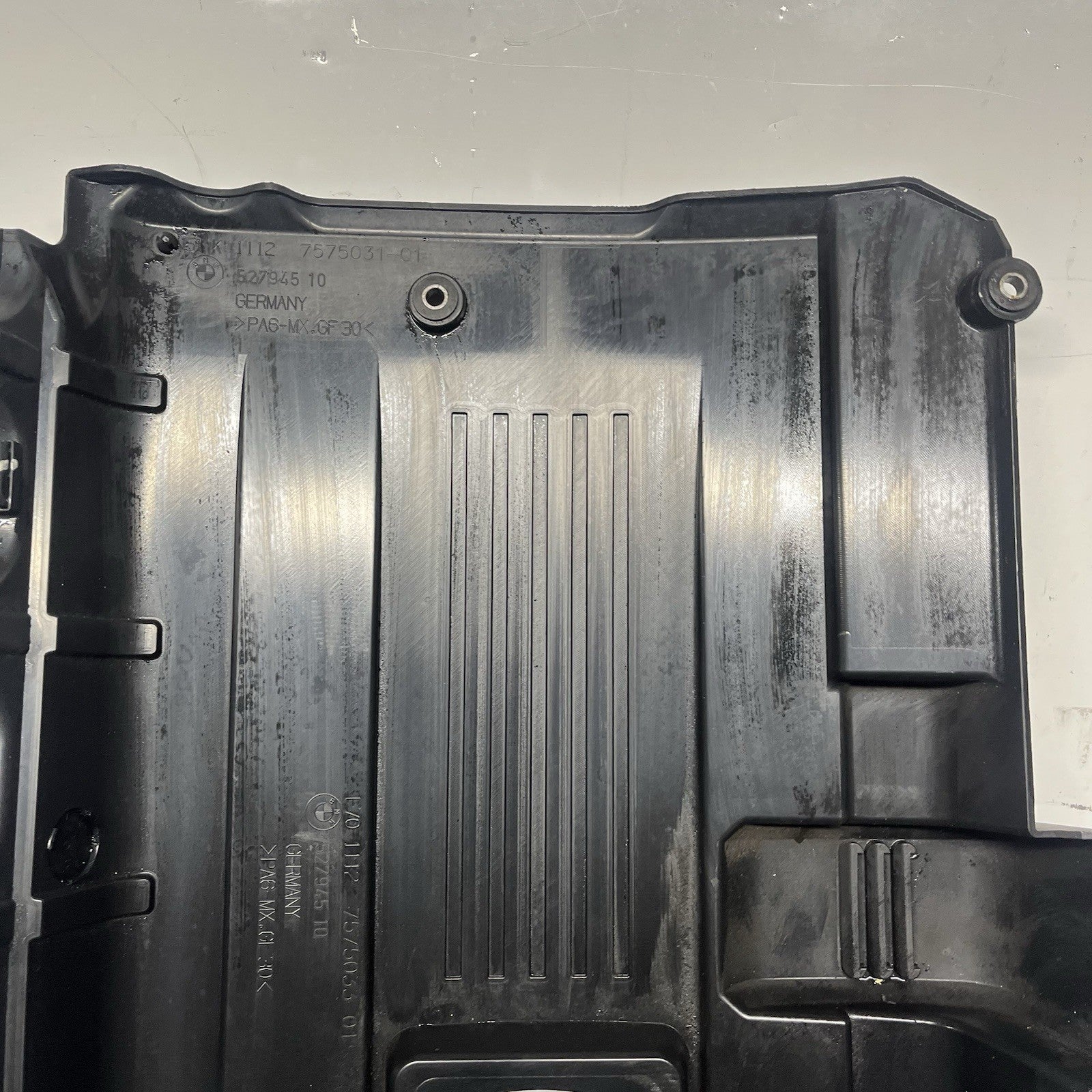 ☑️ OEM BMW E60 E82 E84 E88 E89 E90 E92 E93 Engine N52 Motor Cover Head Covering