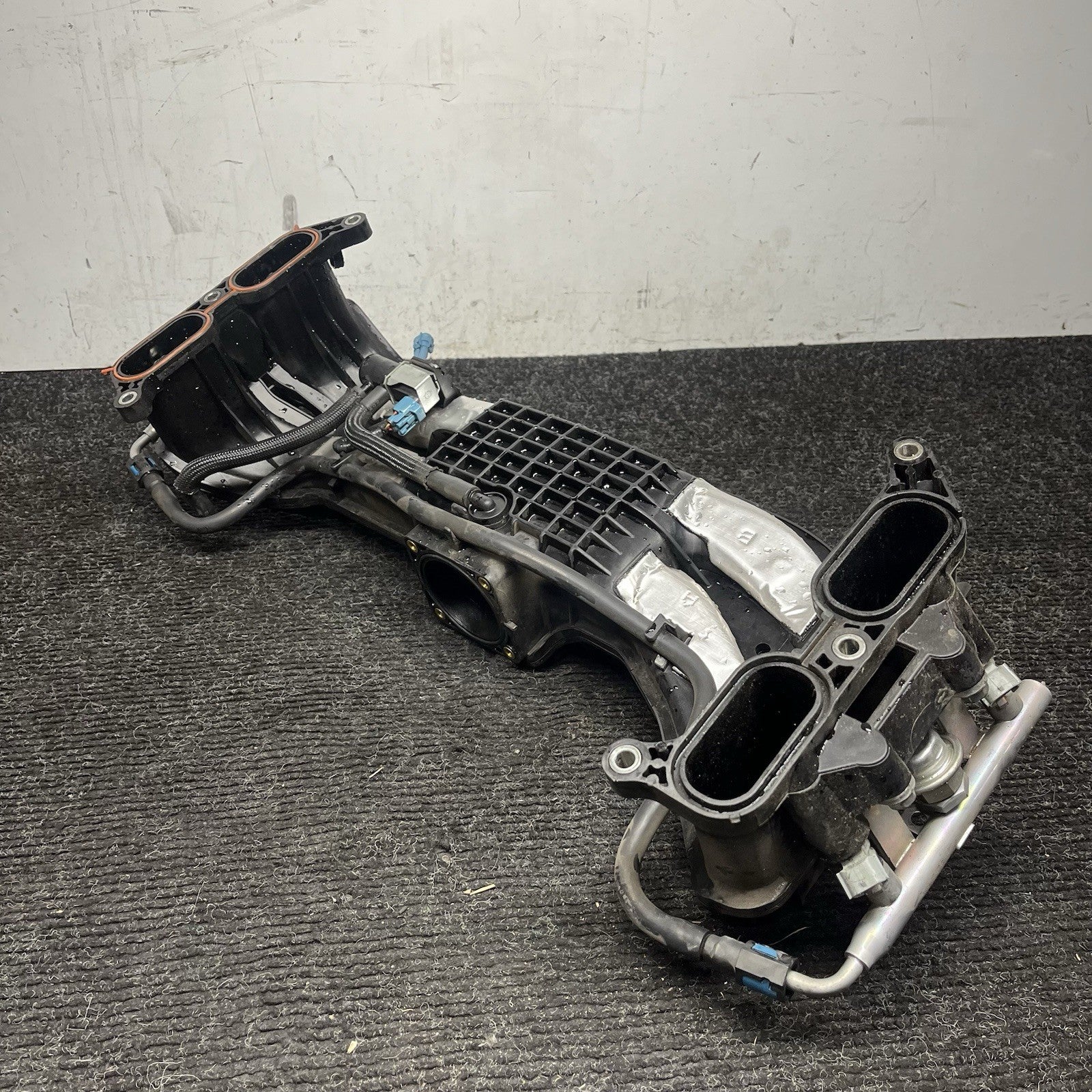 ☑️ 2013-2017 Subaru BRZ Scion FRS 86 FA20 Engine Intake Manifold OEM