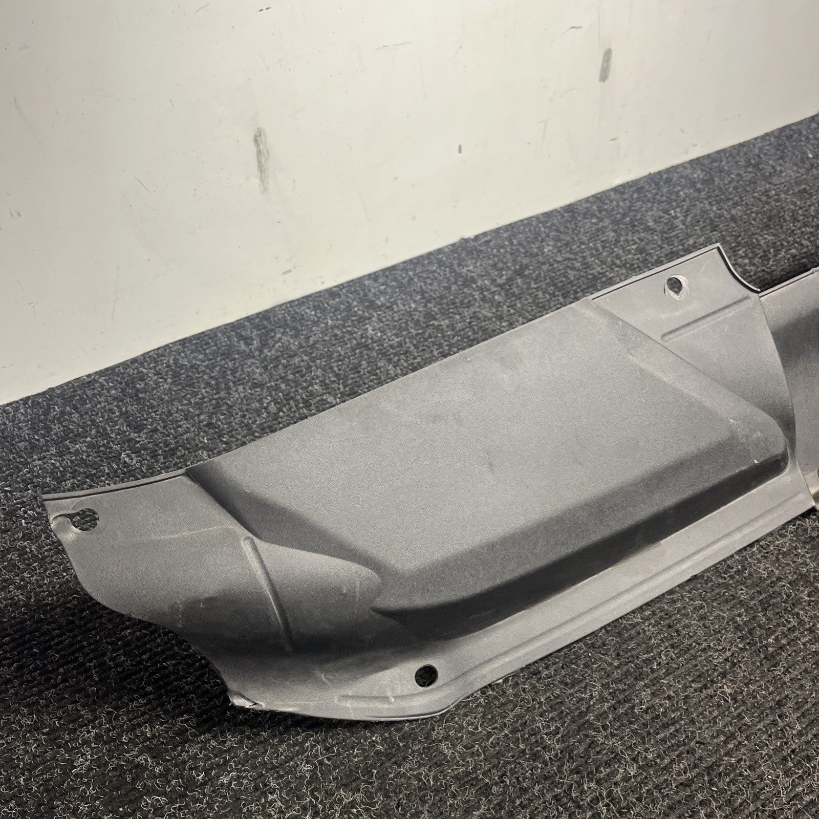 ☑️ 2007-2015 AUDI Q7 ENGINE COMPARTMENT RADIATOR TOP TRIM COVER SIGHT SHIELD OEM