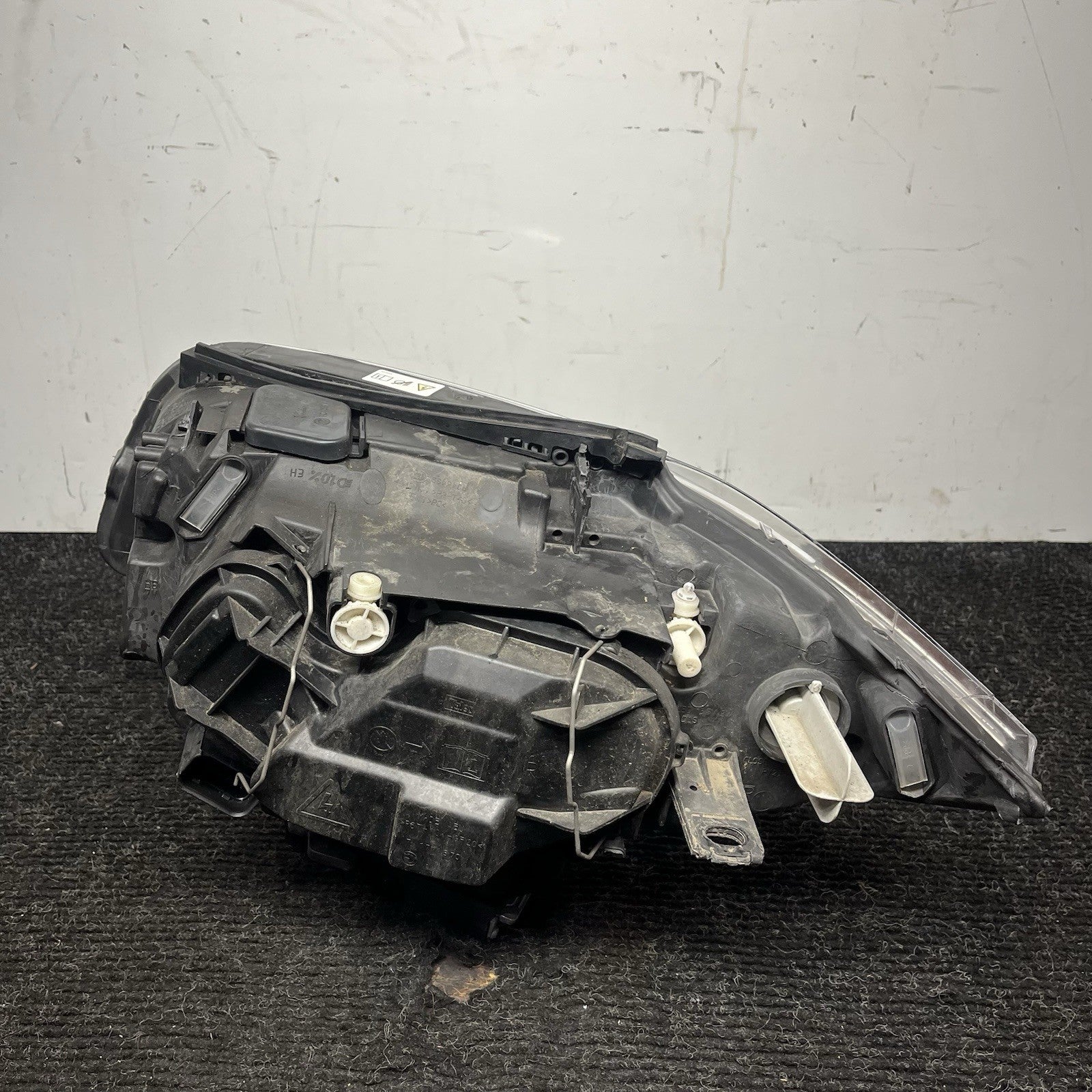 ☑️ 2011-2013 BMW 135I LCI E82 E88 RIGHT PASSENGER HID XENON HEADLIGHT OEM *NOTE*