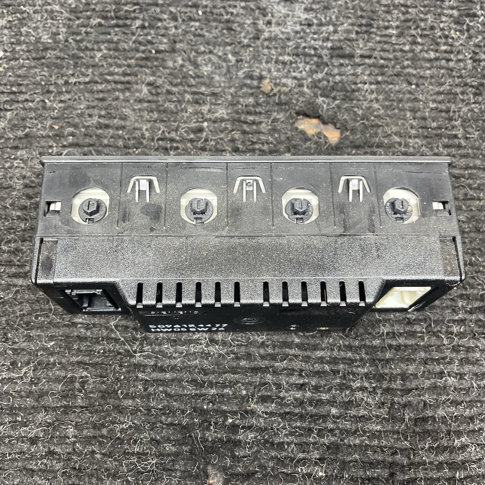 ☑️ BMW E36 18 Button On Board Computer OBC 8357684 92-99 323 325 328 M3