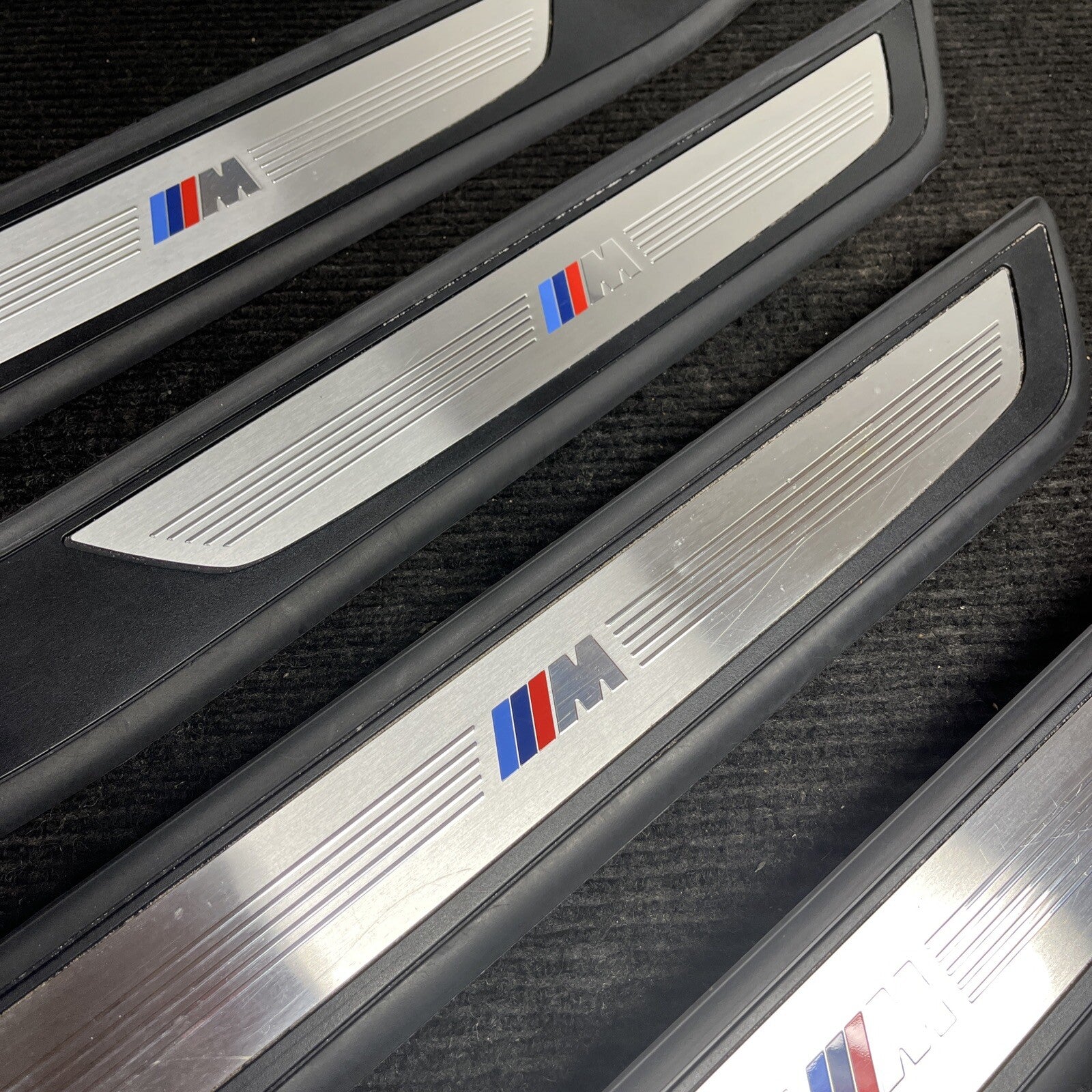☑️ 2010 BMW 750i SET OF 4 M SPORT DOOR SCUFF SILL PLATES TRIM COVER OEM
