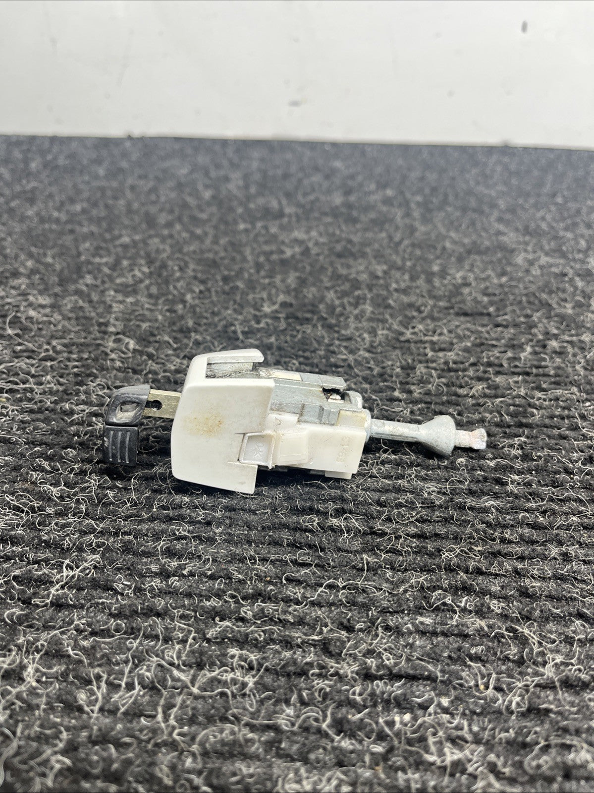 ☑️ 07-13 OEM BMW E92 E93 M3 Left Driver Door Lock Key Cylinder Mechanism White