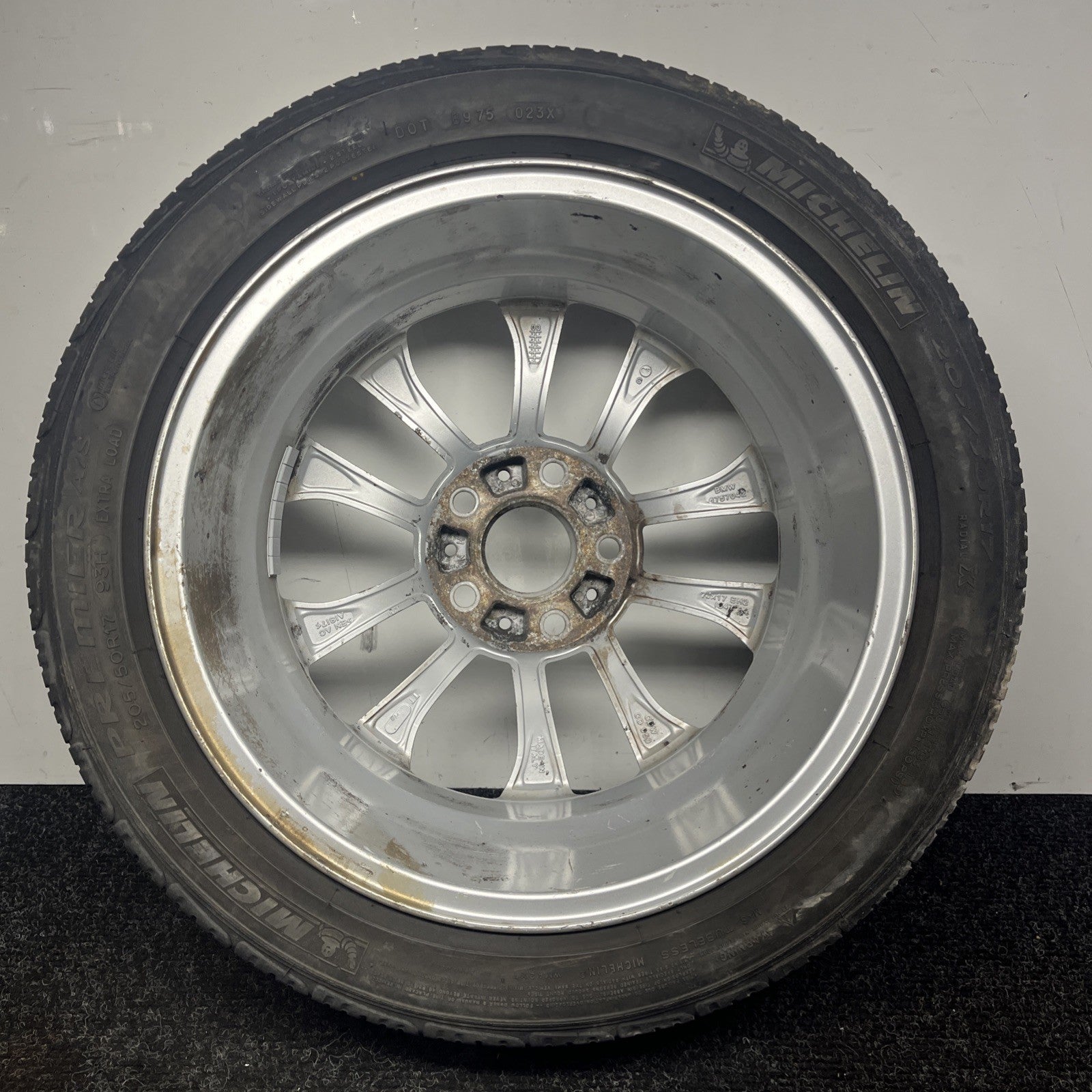 ☑️ Bmw E46 330 328 325 Oem Rim Factory Wheel 17" X 7" 10 Spoke Scuffs 6757042