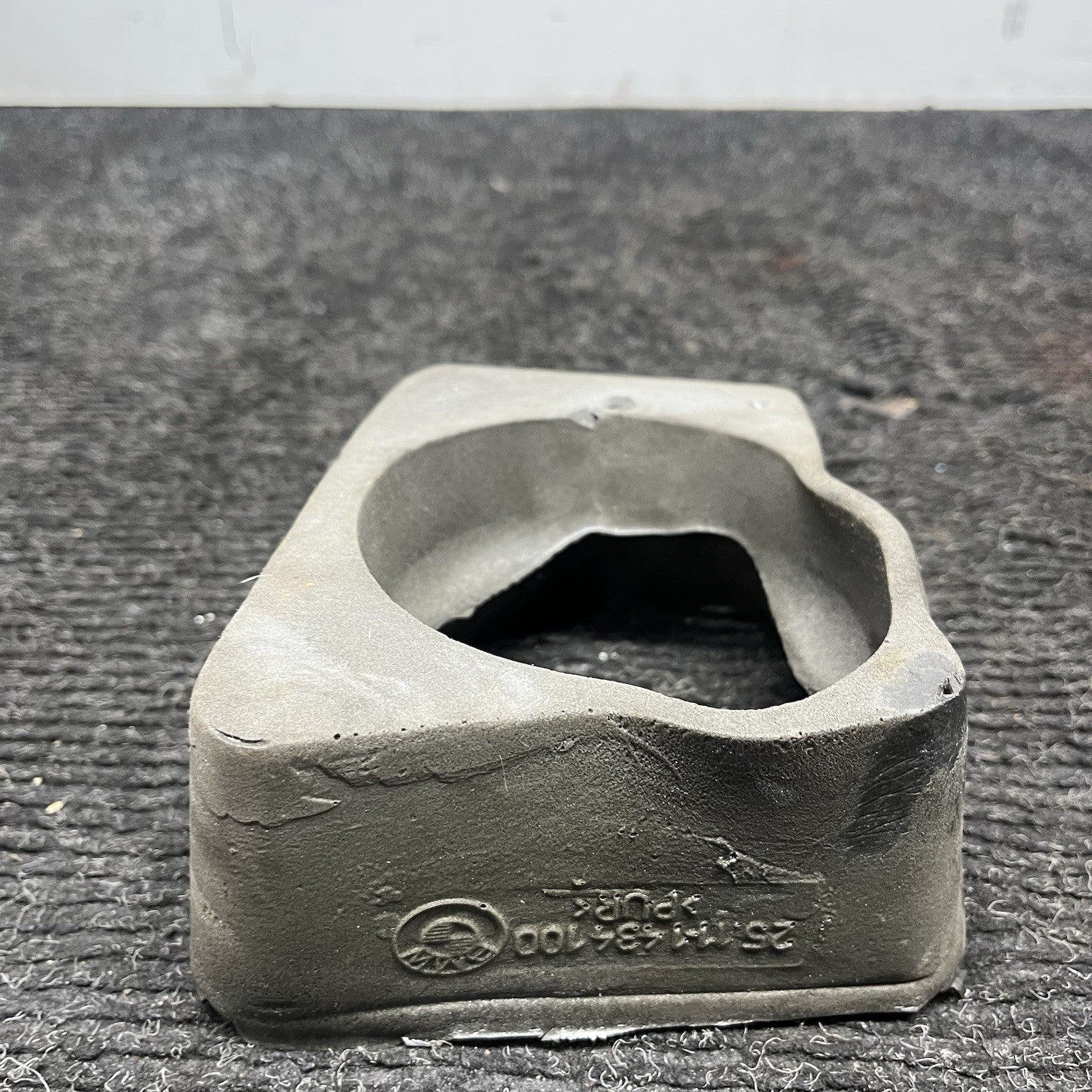 ☑️ 01-06 BMW E46 M3 Shift Knob Shifter 6 Speed OEM Foam Insert Housing 1434100