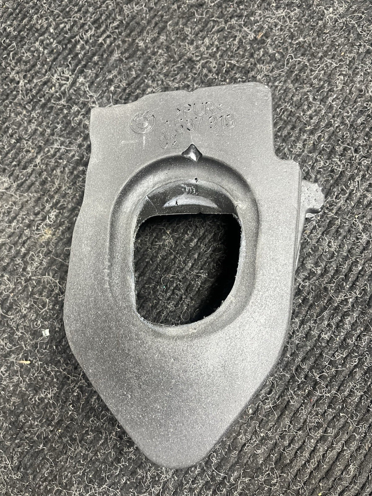 ☑️ 07-13 OEM BMW E90 E92 E93 335 M3 N54 N55 S65 MT Shifter Insert Foam Cover