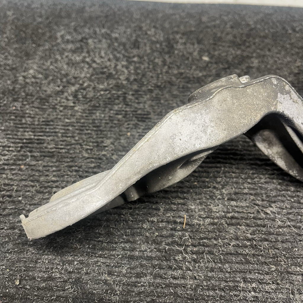 ☑️ 2001-2005 BMW 330ci 330i E46 RWD REAR DIFFERENTIAL MOUNT SUPPORT BRACKET OEM