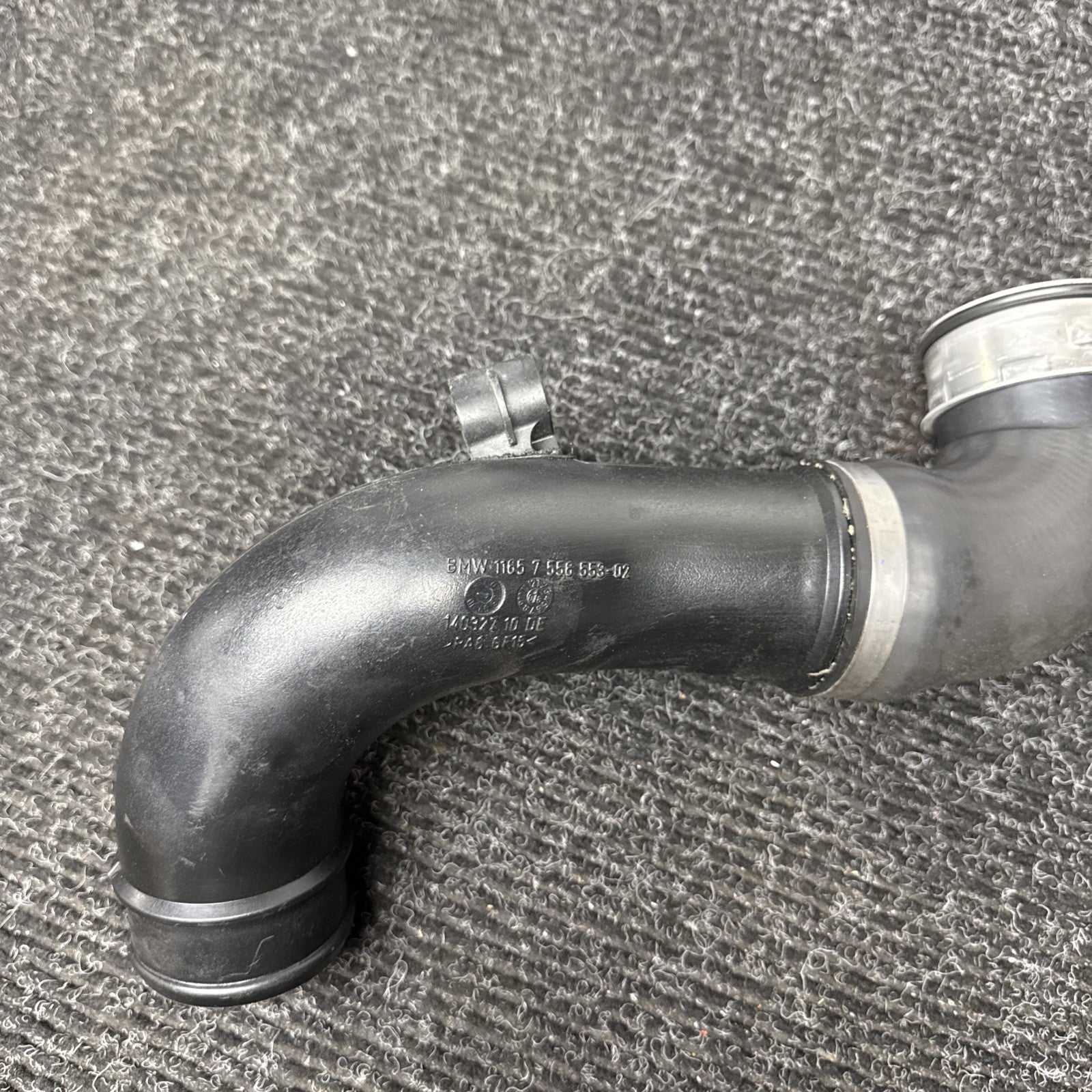 ☑️ 07-13 Bmw E90 135 335 Left Side Intercooler Charge Pipe Intake Pipe Tube Oem