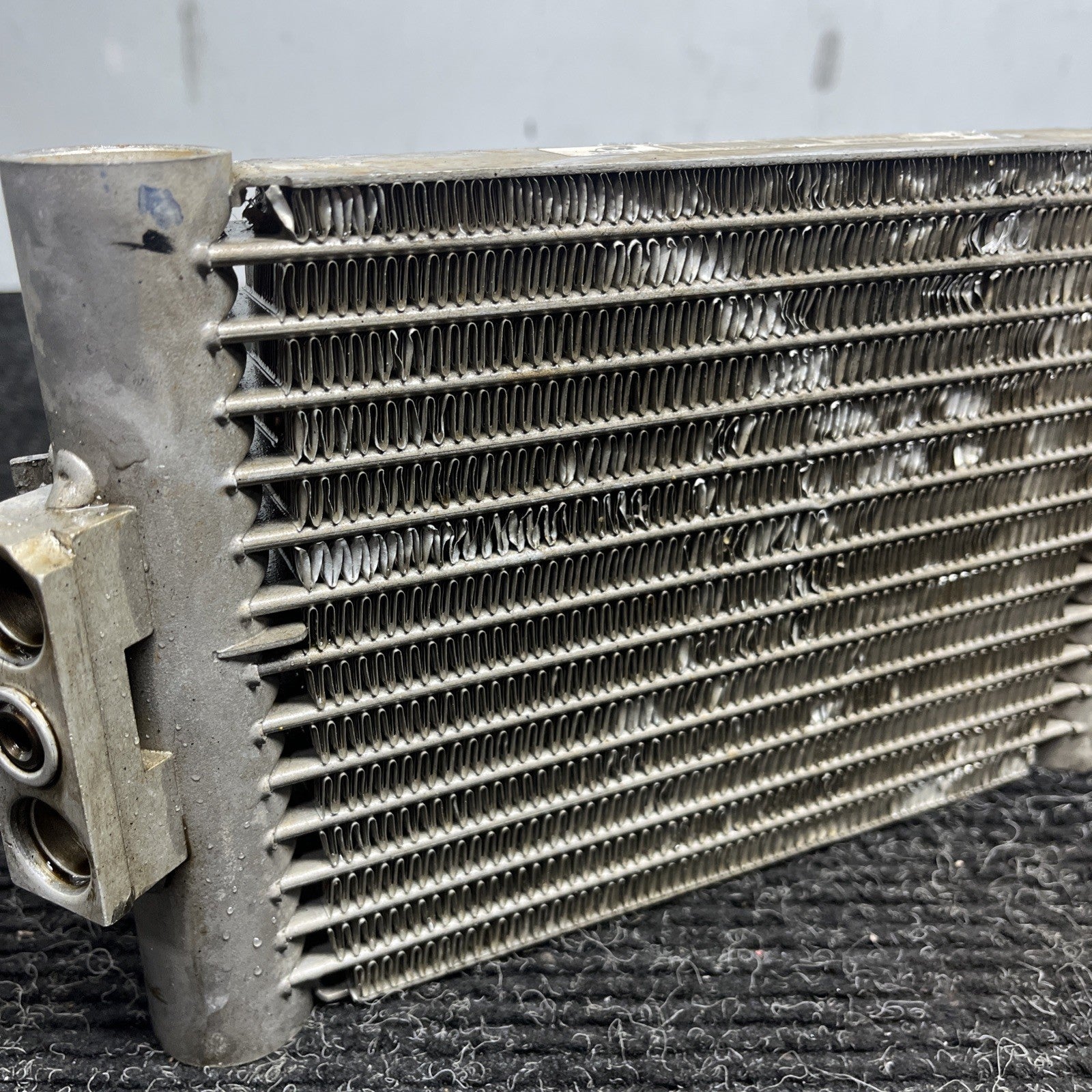 ☑️ OEM 2012-2016 BMW 335i Engine Oil Cooler RADIATOR 17217618360