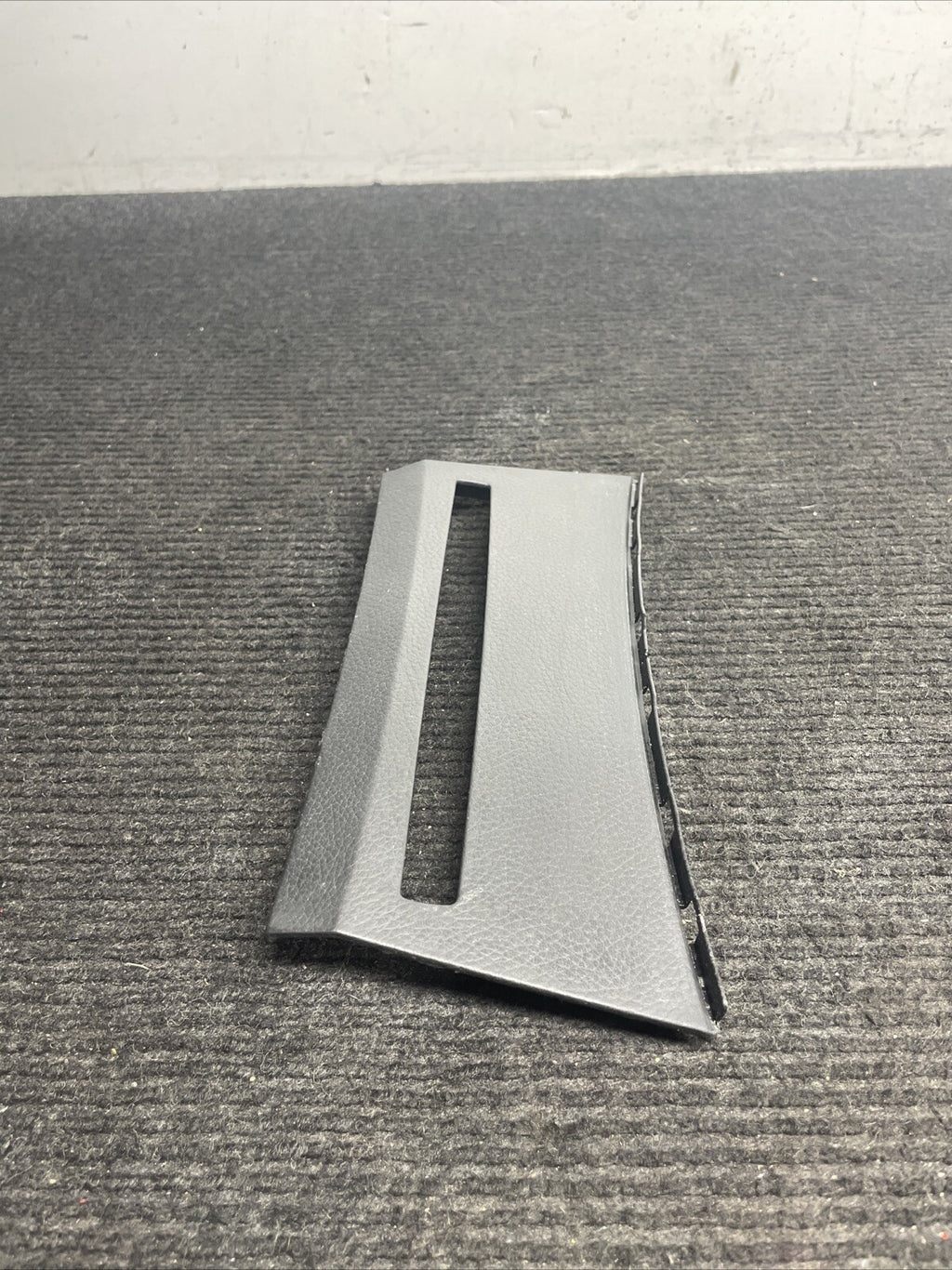 ☑️ 2006-2010 BMW M5 E60 CENTER CONSOLE UNDER PANEL TRIM OEM - 7906380