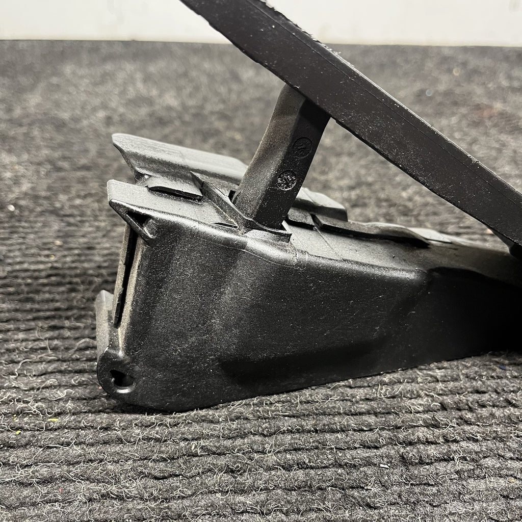 ☑️ BMW F30 F36 F32 F82 F80 I3 MANUAL FUEL GAS ACCELERATOR FOOT PEDAL UNIT OEM